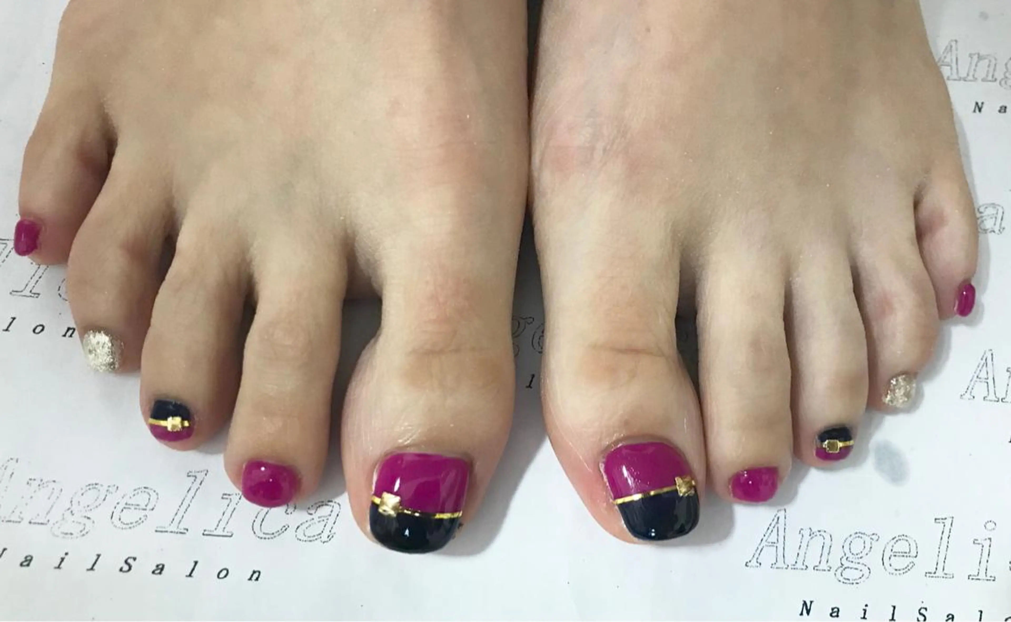 ネイル フットネイル Angelica ネイリストのネイルデザイン