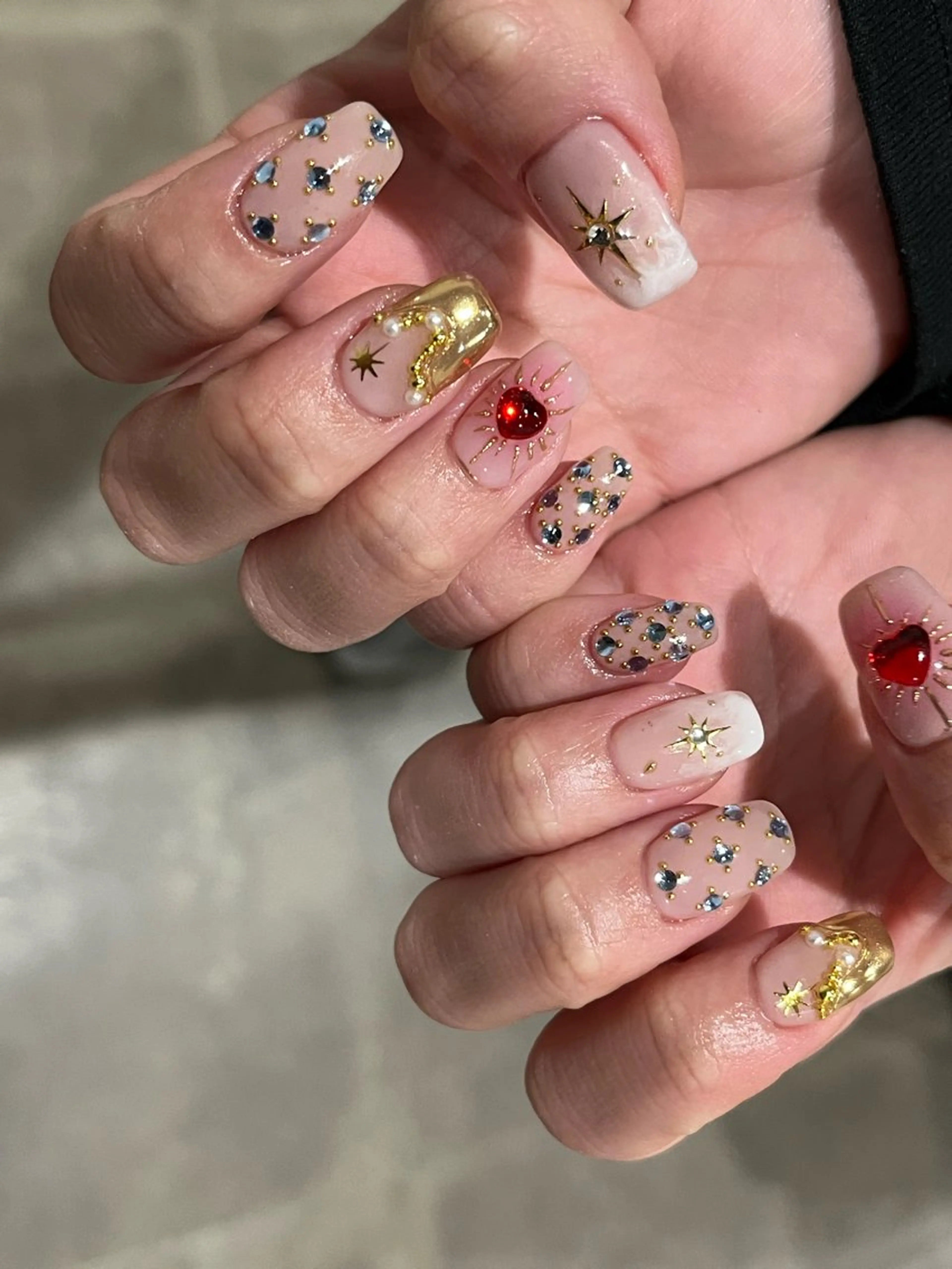 ネイル repos 金山ネイルサロンのネイルデザイン