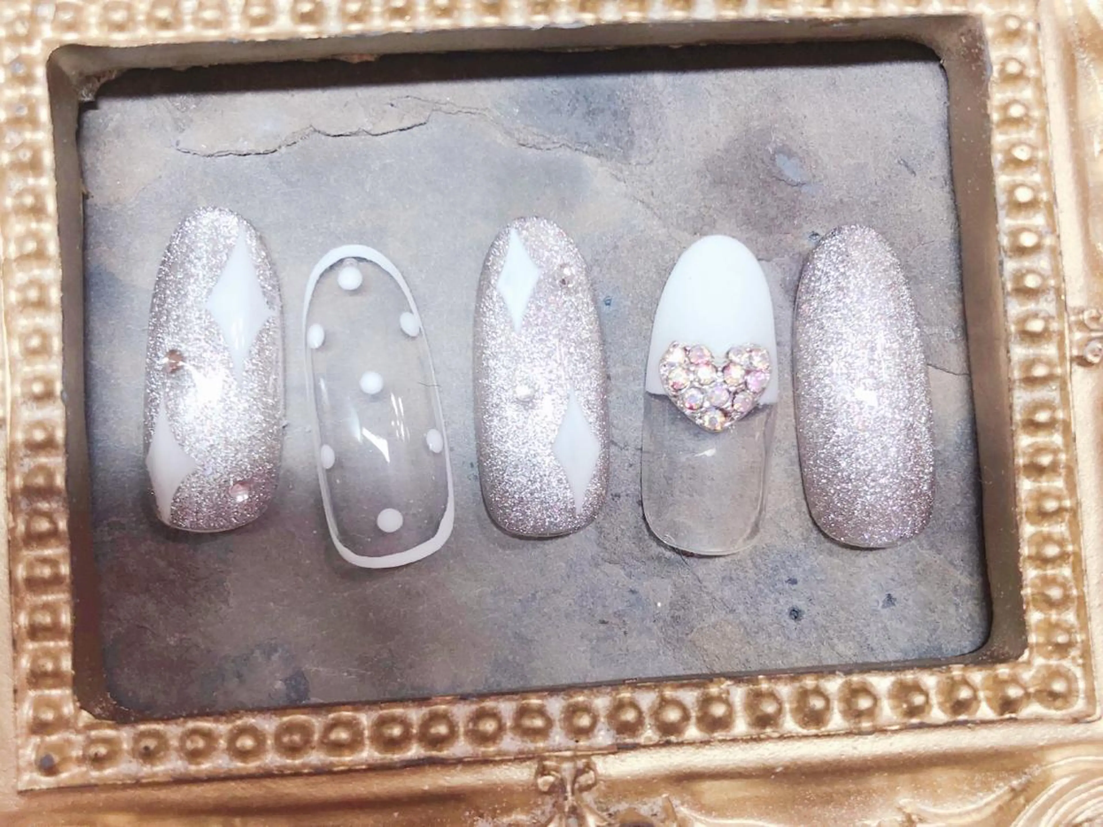 ネイル ハンドネイル マジック ミラーのネイルデザイン