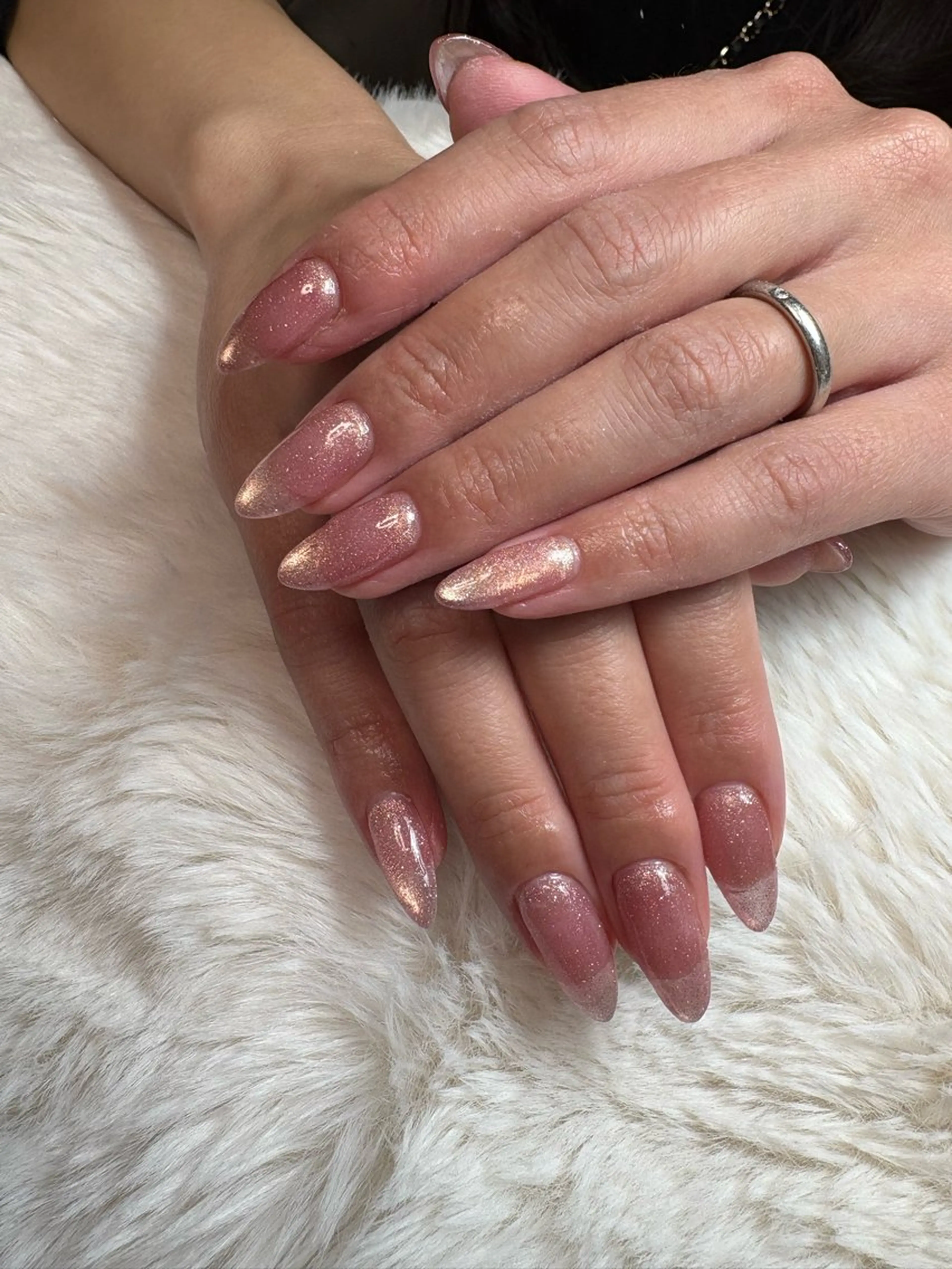 ネイル 黒須莉奈 IRYのネイルデザイン