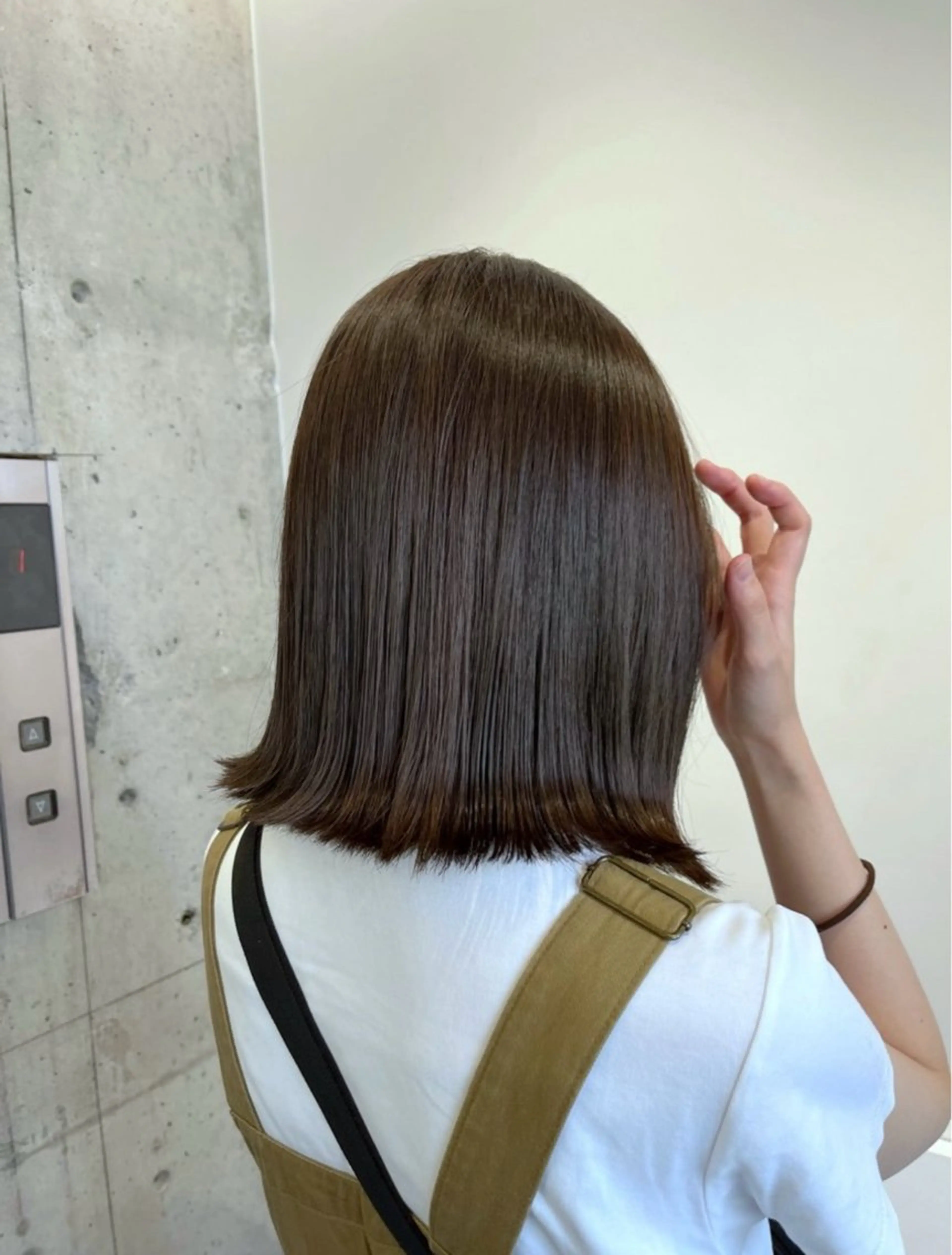 ショート カラー オリーブカラー 縮毛矯正 カット ヘアカラー newi 天王寺 🪐airiのヘアスタイル
