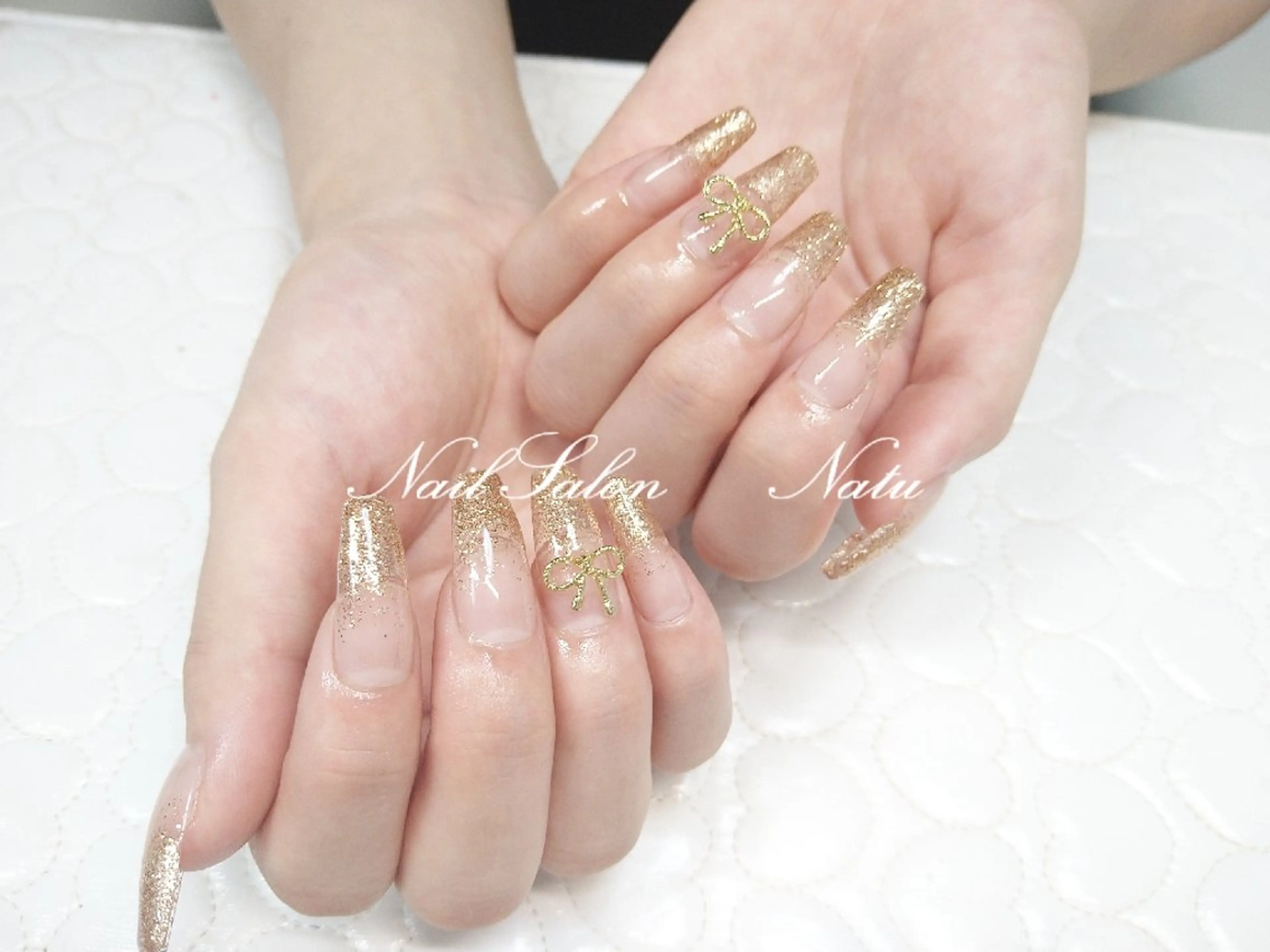 ネイル 長さ出し ラメ(グリッター) ラメグラデーション nailsalon　 Natuのネイルデザイン