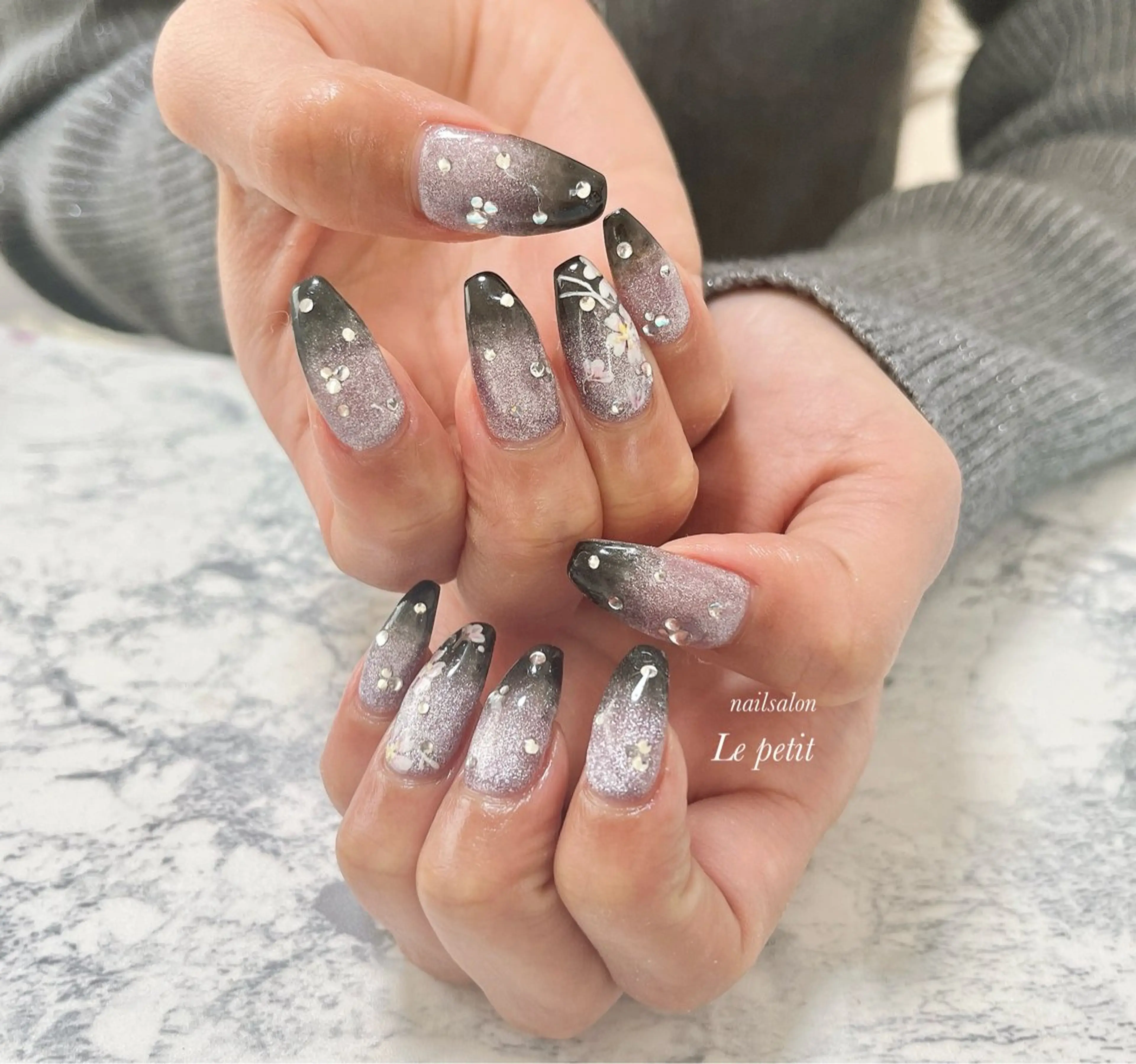 ネイル 石野 広佳のネイルデザイン