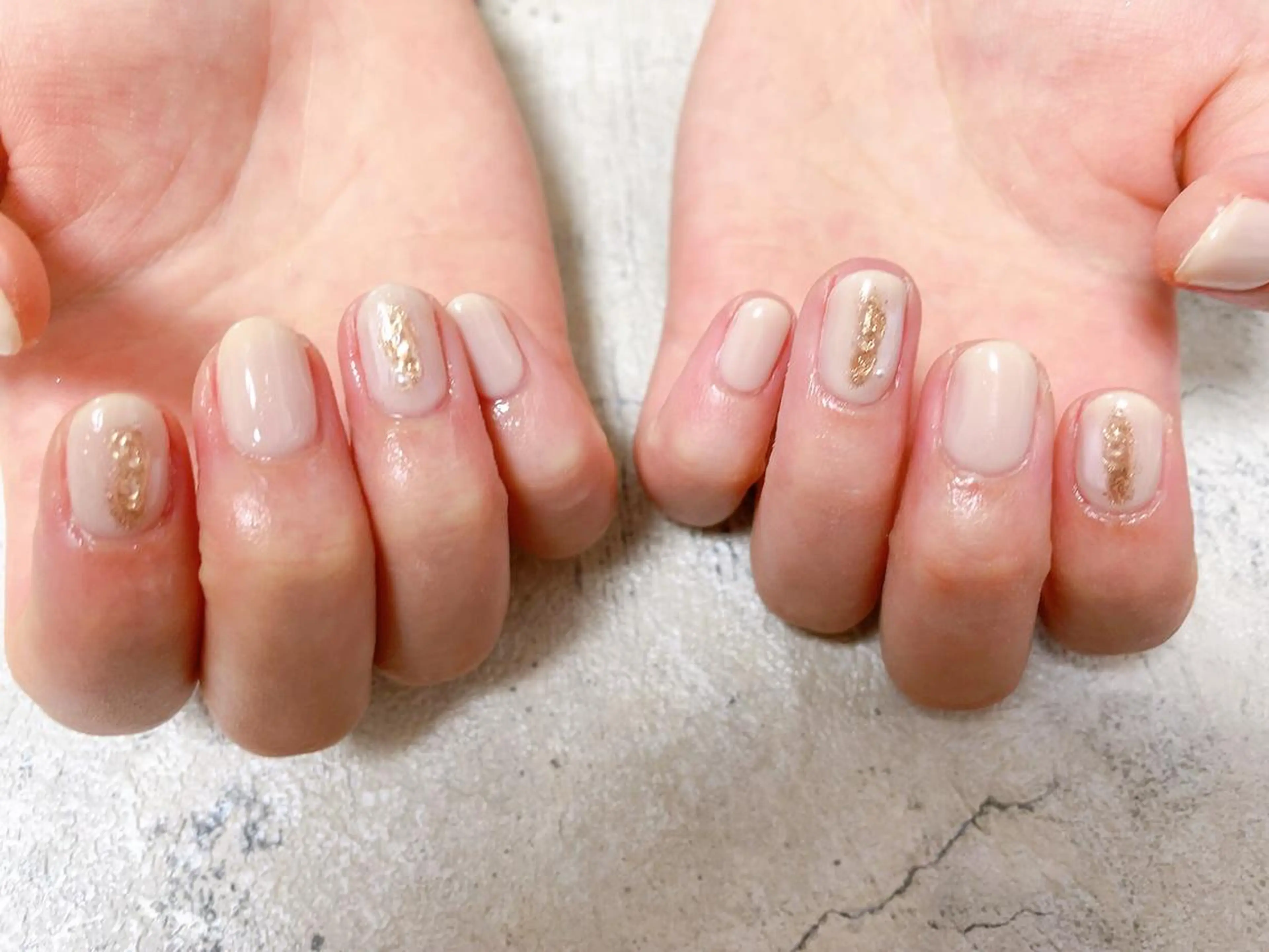 ネイル オーロラネイル フラワーネイル フットネイル フレンチネイル ジェルネイル mogunail &blowのネイルデザイン