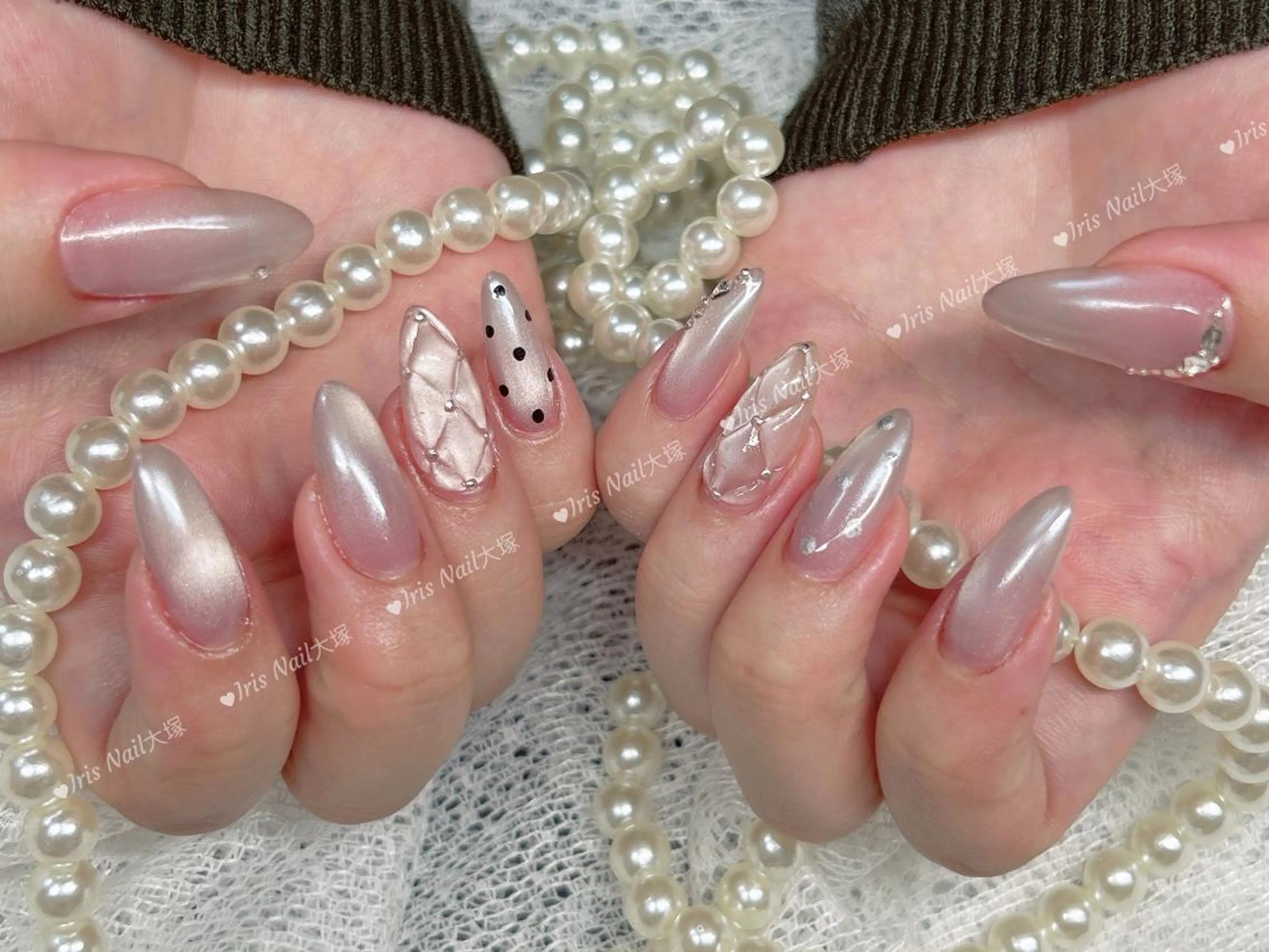 ネイル マグネットネイル ハンドネイル ハンドケア 🍒IRIS Nail🌸のネイルデザイン