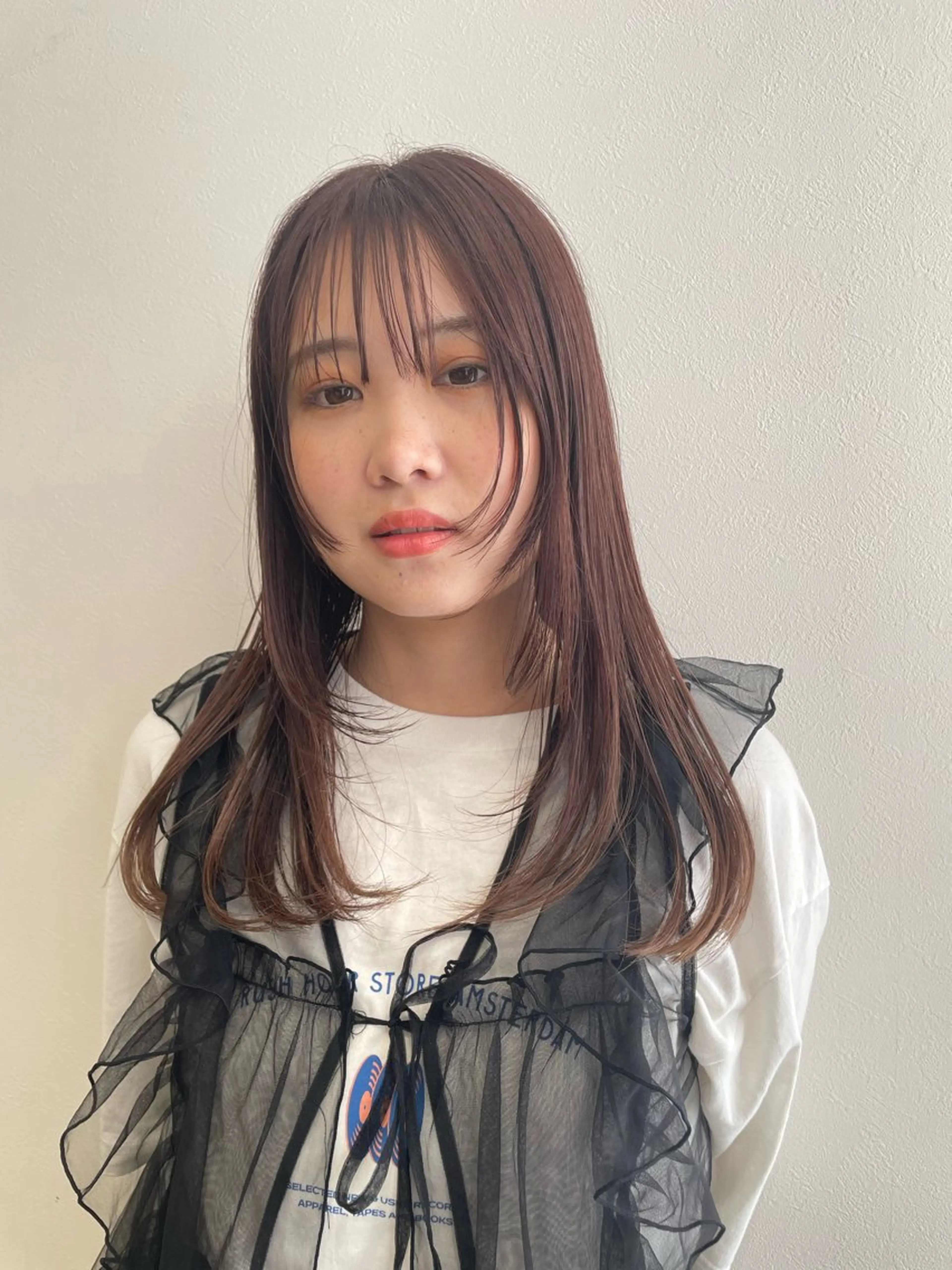 セミロング 顔周りカット レイヤーカット CLIQUE　有木 七虹のヘアスタイル