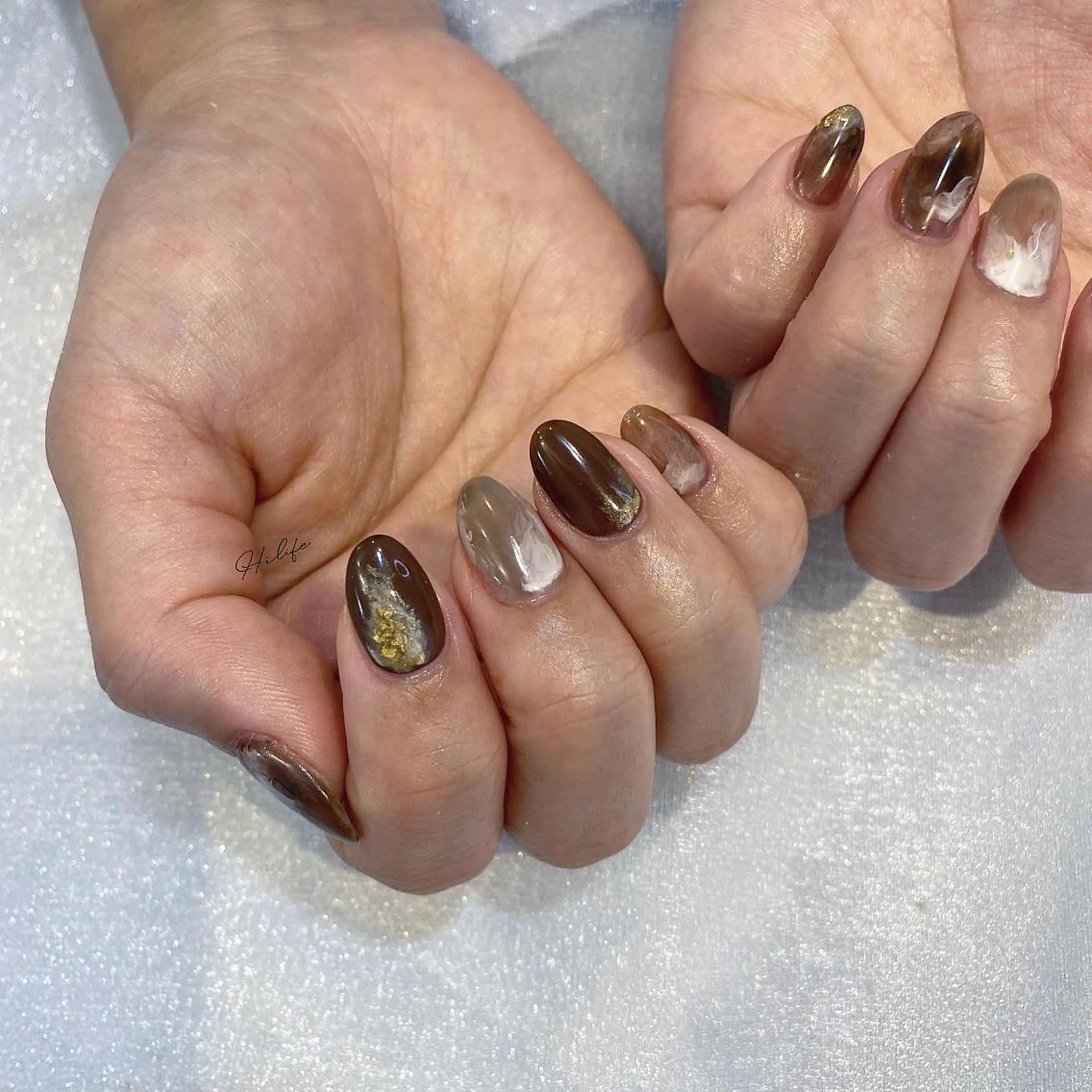 ネイル ブラウン ネイルチップ ハンドネイル Nail Adore.のネイルデザイン