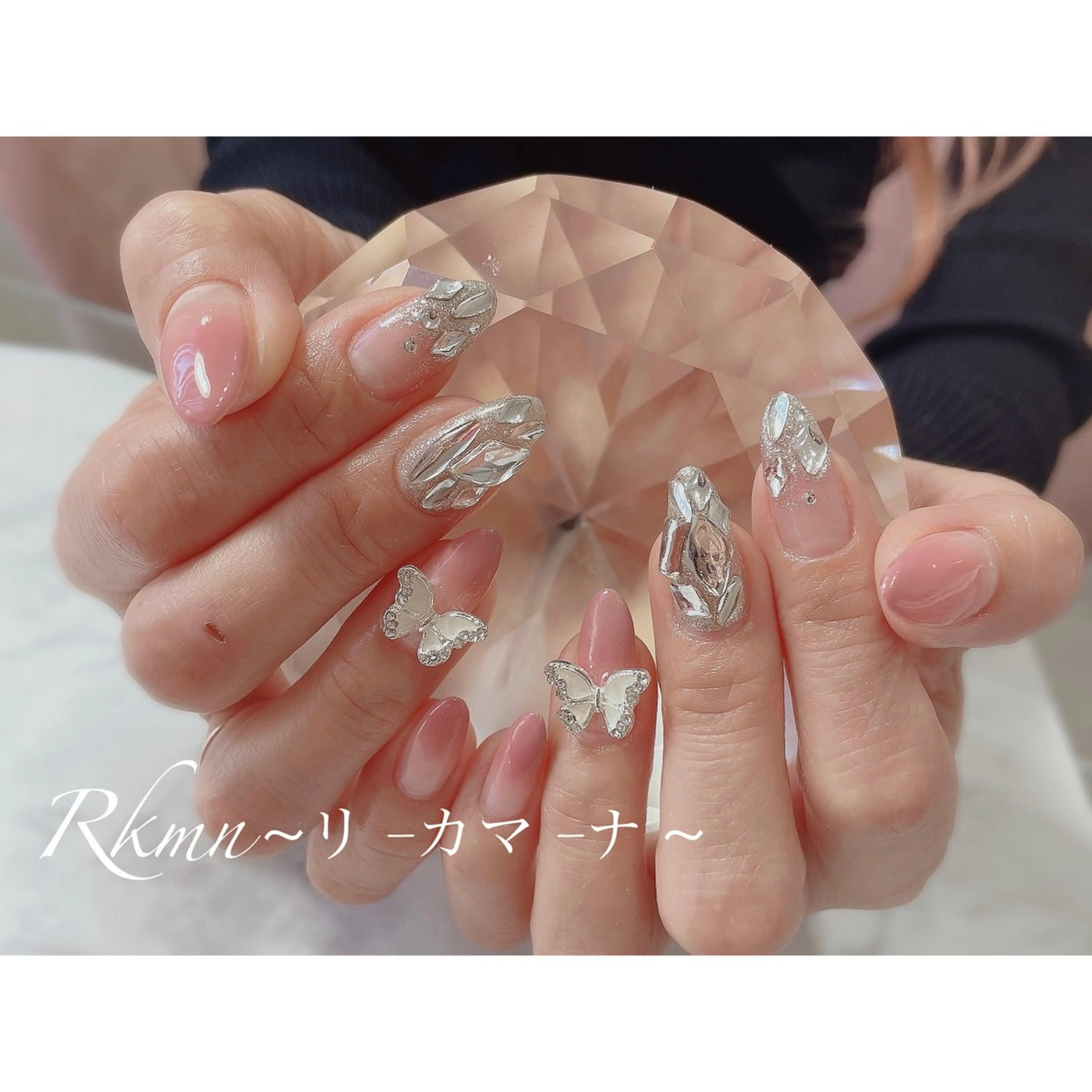 ネイル アートネイル キラキラネイル 春ネイル ハンドネイル フットネイル ハンドケア Rkmn ~リ-カマ-ナ~のネイルデザイン