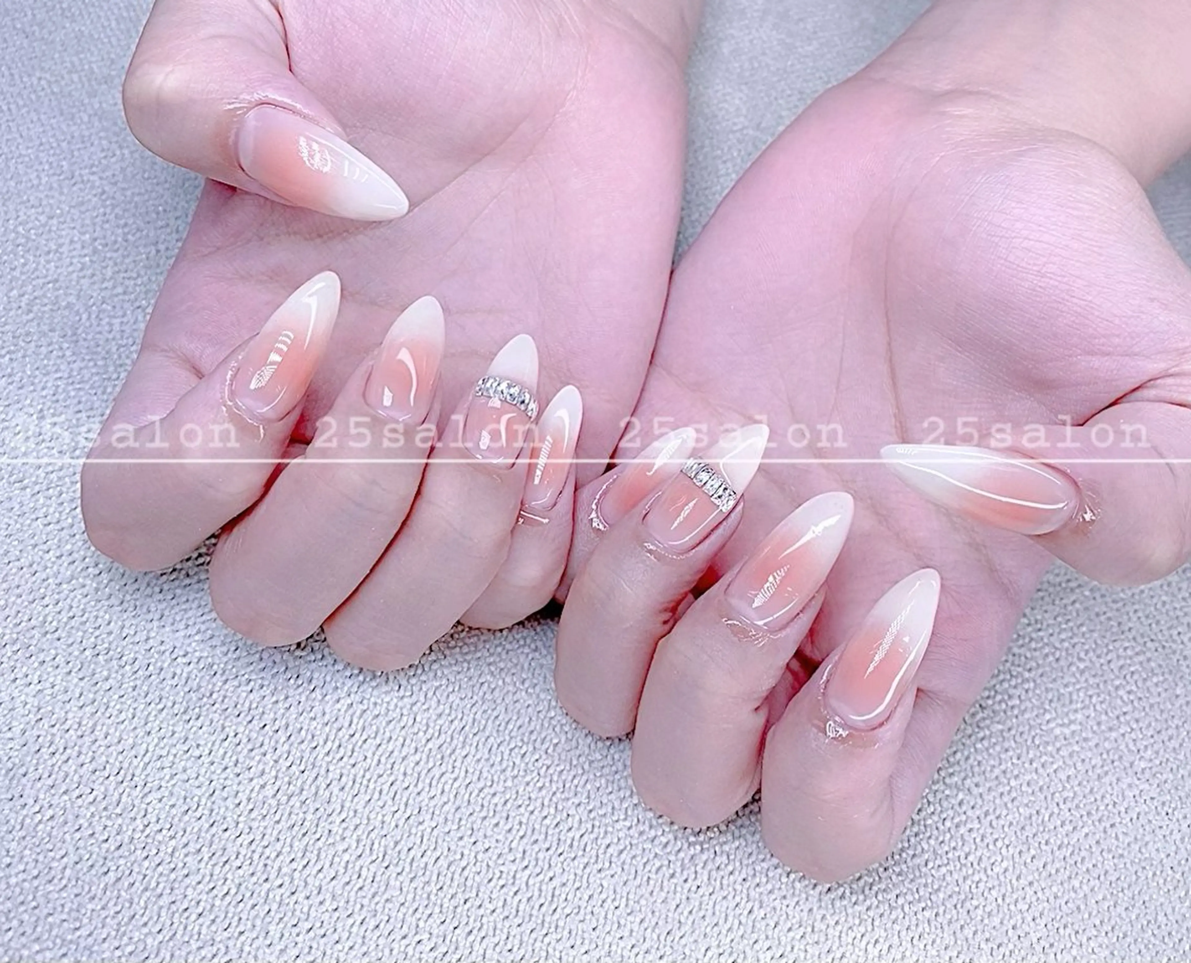 ネイル ジェルネイル 韓国ネイル ニュアンスネイル パラジェル ワンホンネイル 2 5のマツエク・マツパデザイン