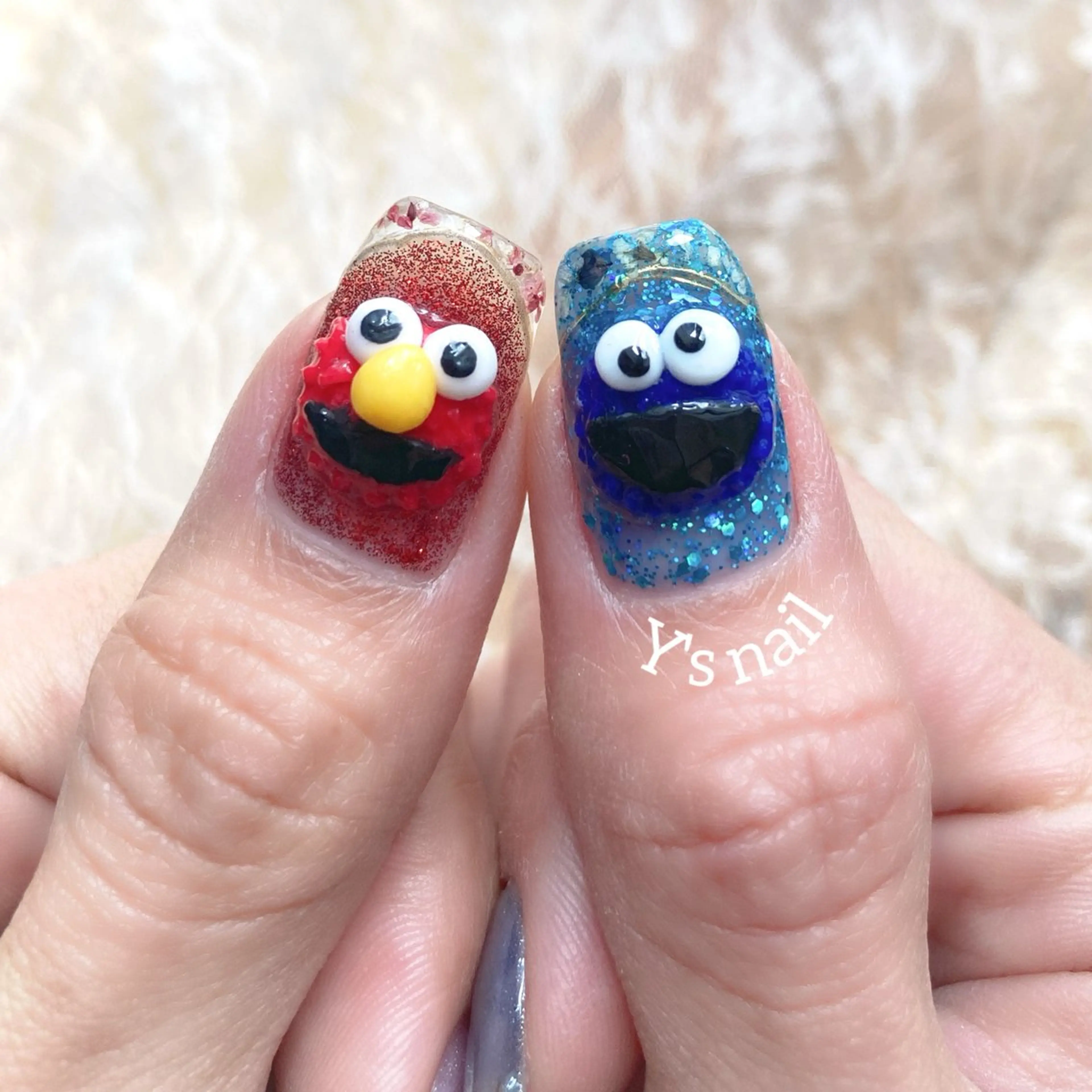 ネイル 手書きが得意🖌️ Y’s  nailのネイルデザイン