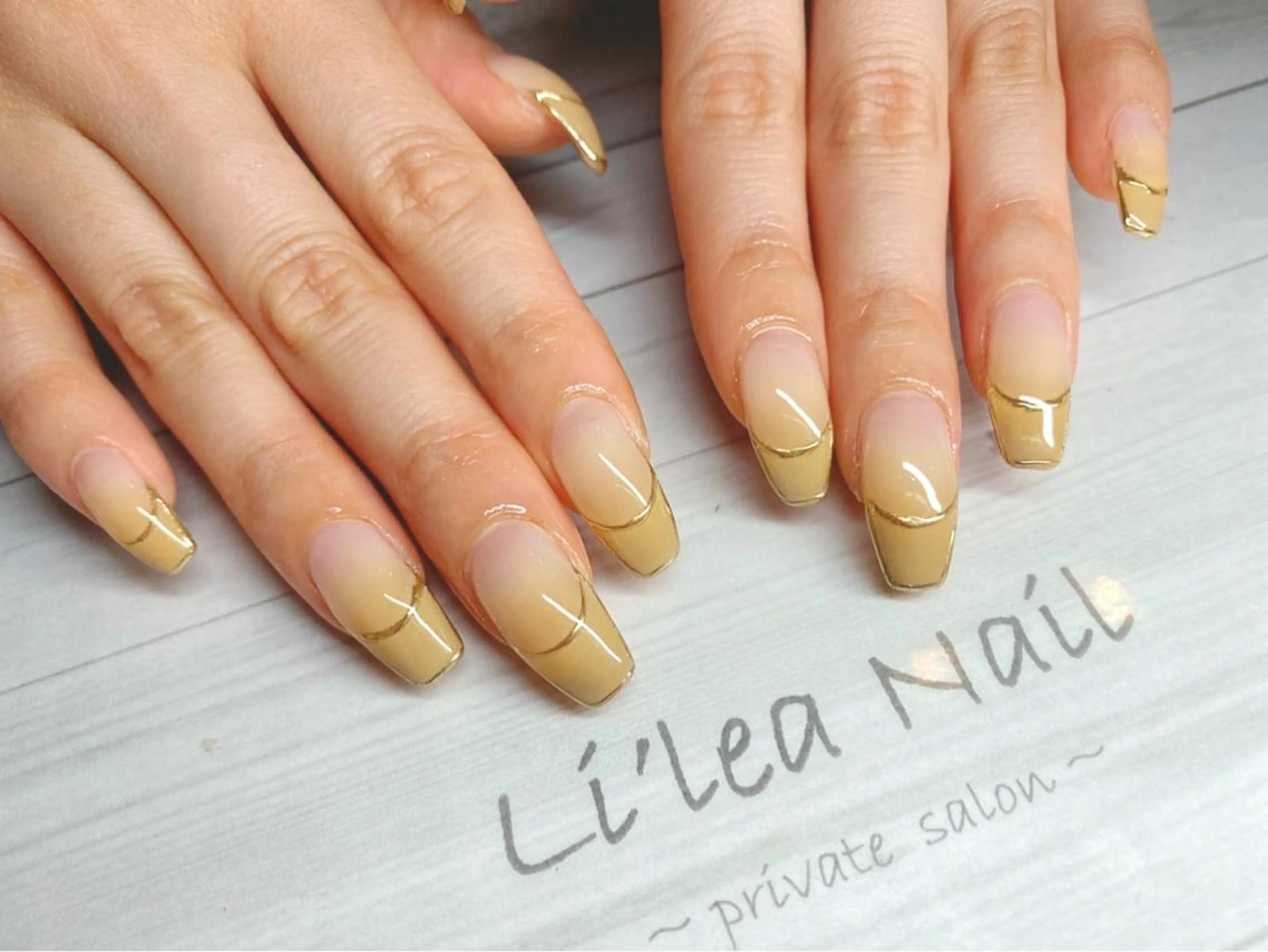 ネイル Li'leaNail AINAのネイルデザイン