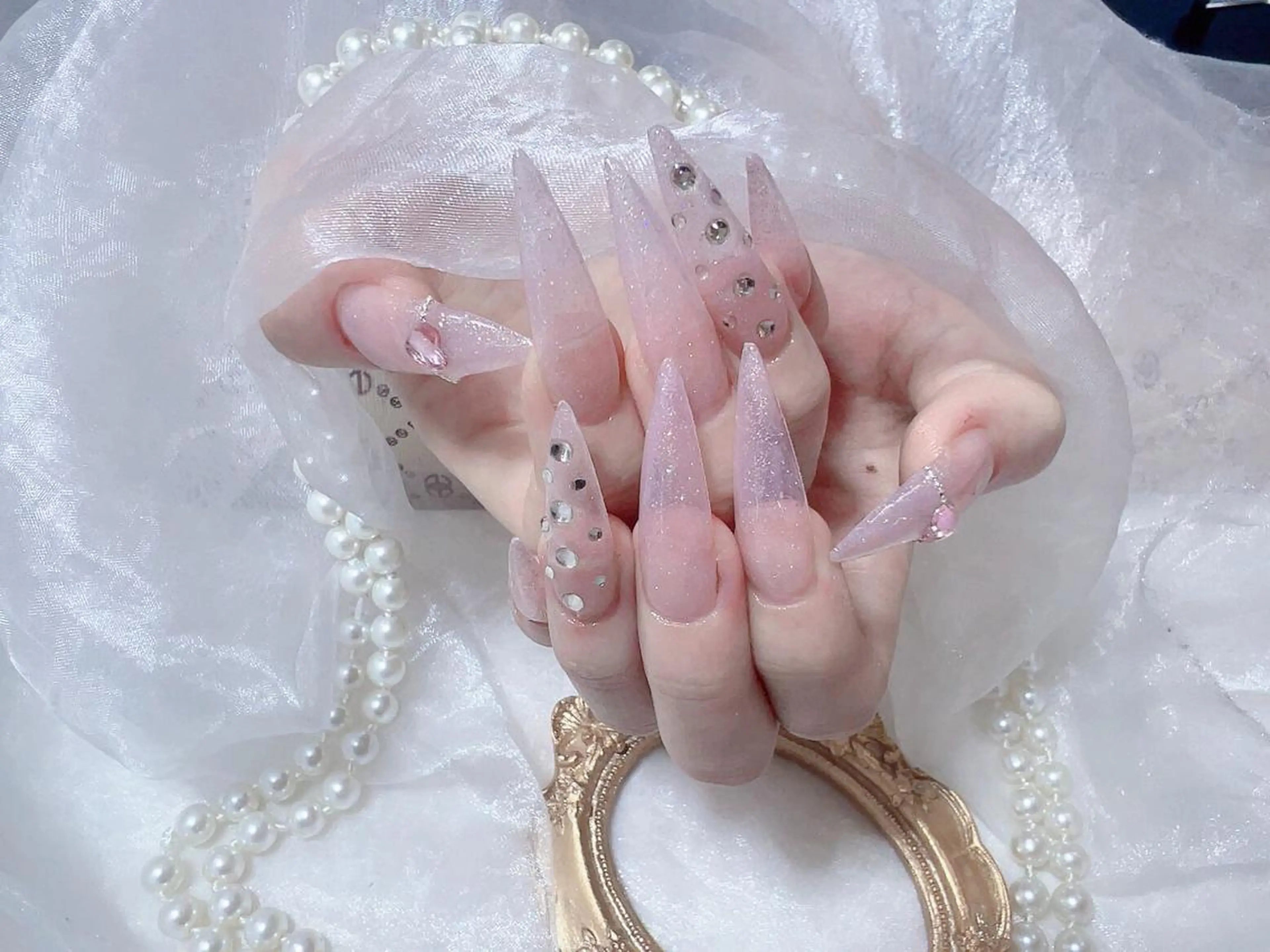 ネイル ハンドネイル VIVIAN リサのネイルデザイン