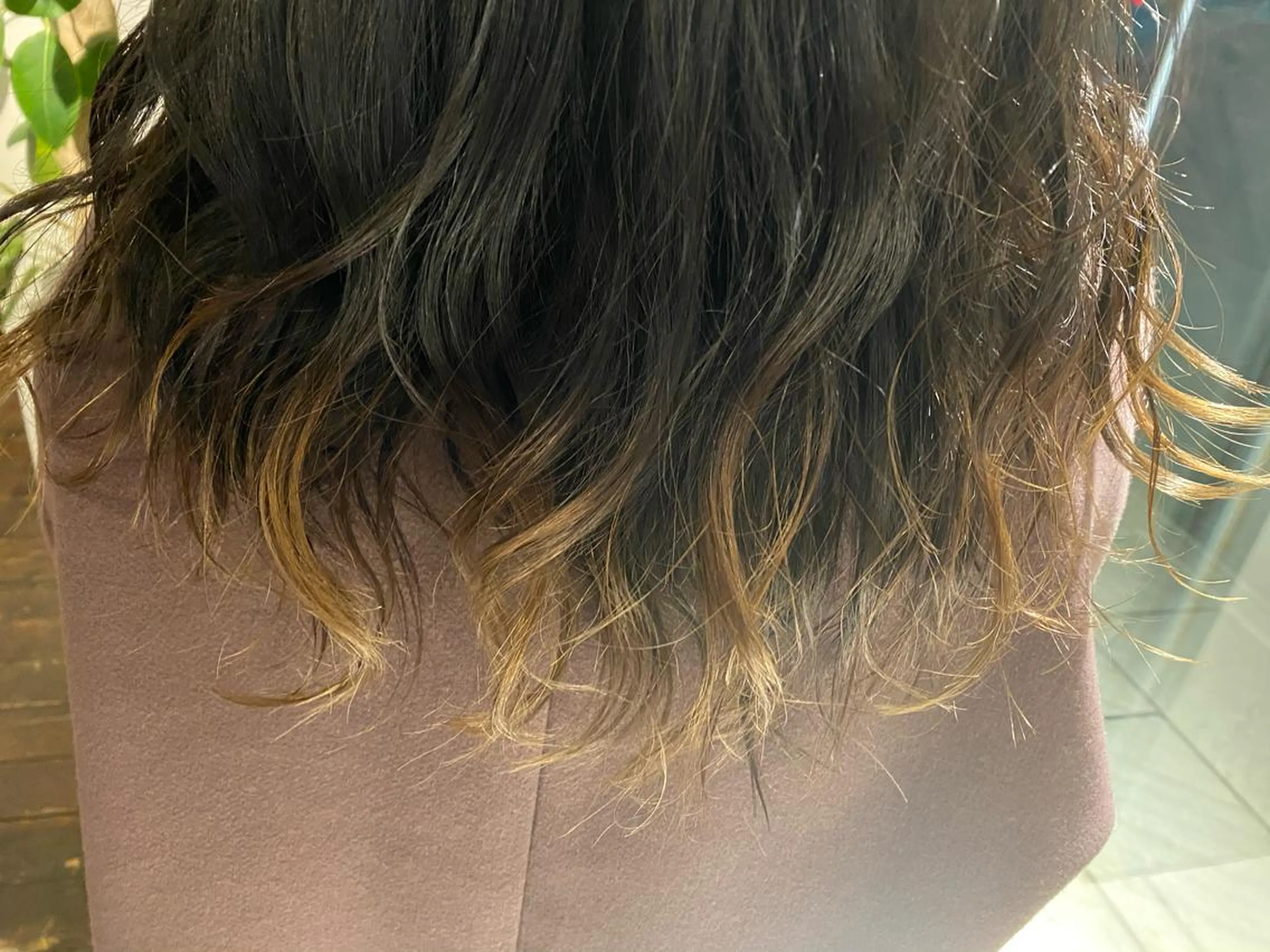 ロング カラー グラデーションカラー 山中 真紫のヘアスタイル