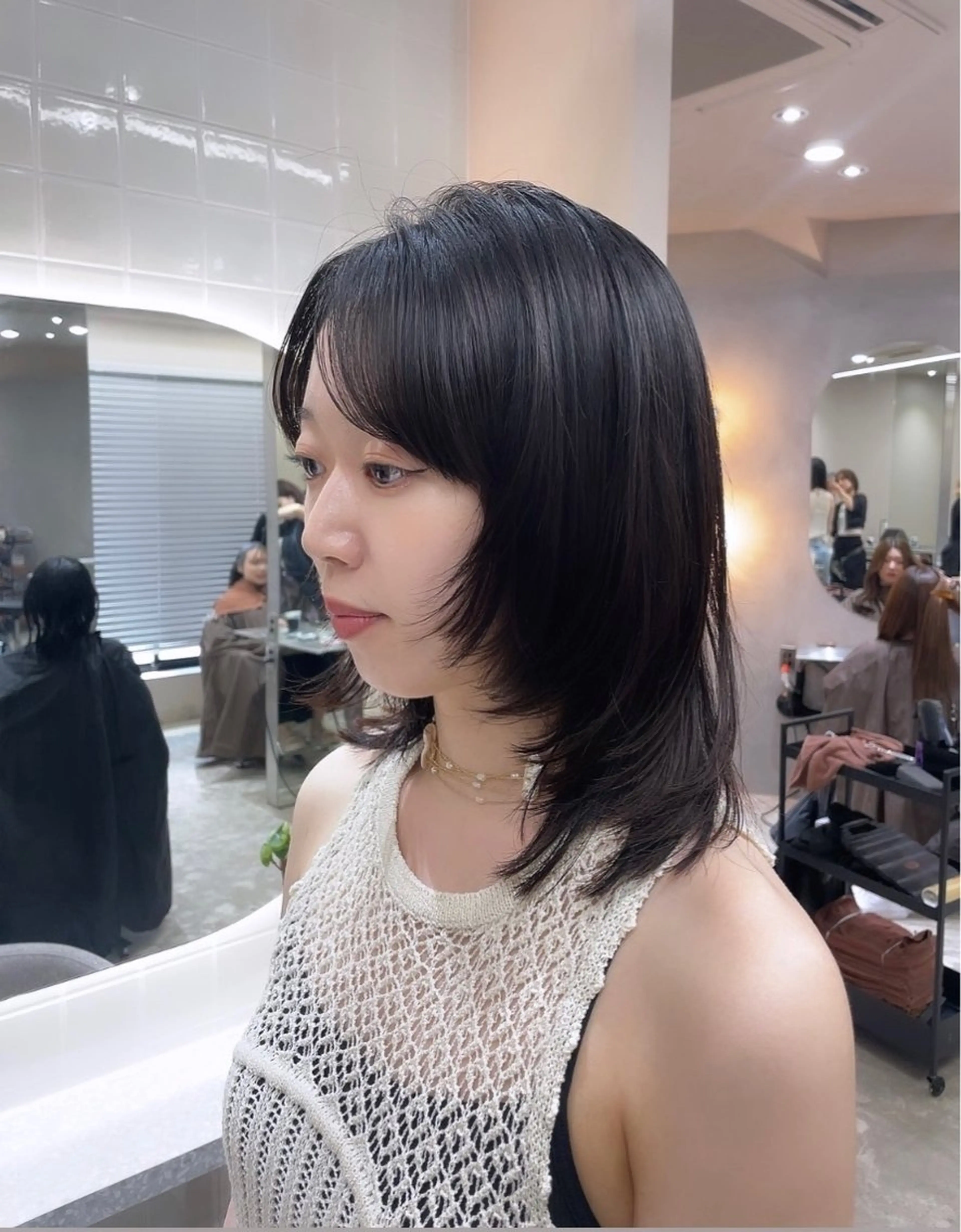 ミディアム YUKI / レイヤーカット🤍のヘアスタイル