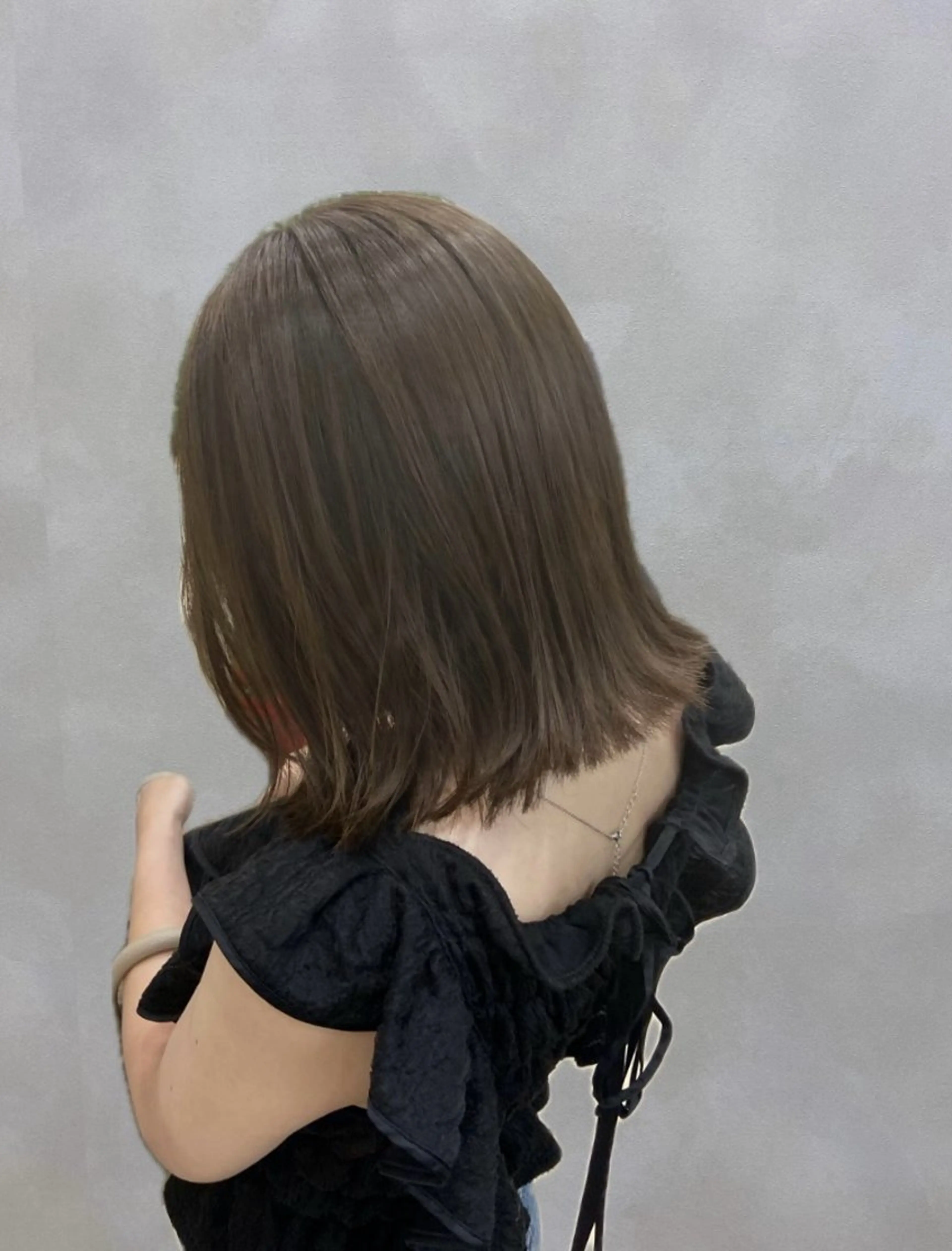 ミディアム カラー ベージュカラー オリーブベージュ カワイイ×上品艶ヘア / RITO🪽のヘアスタイル