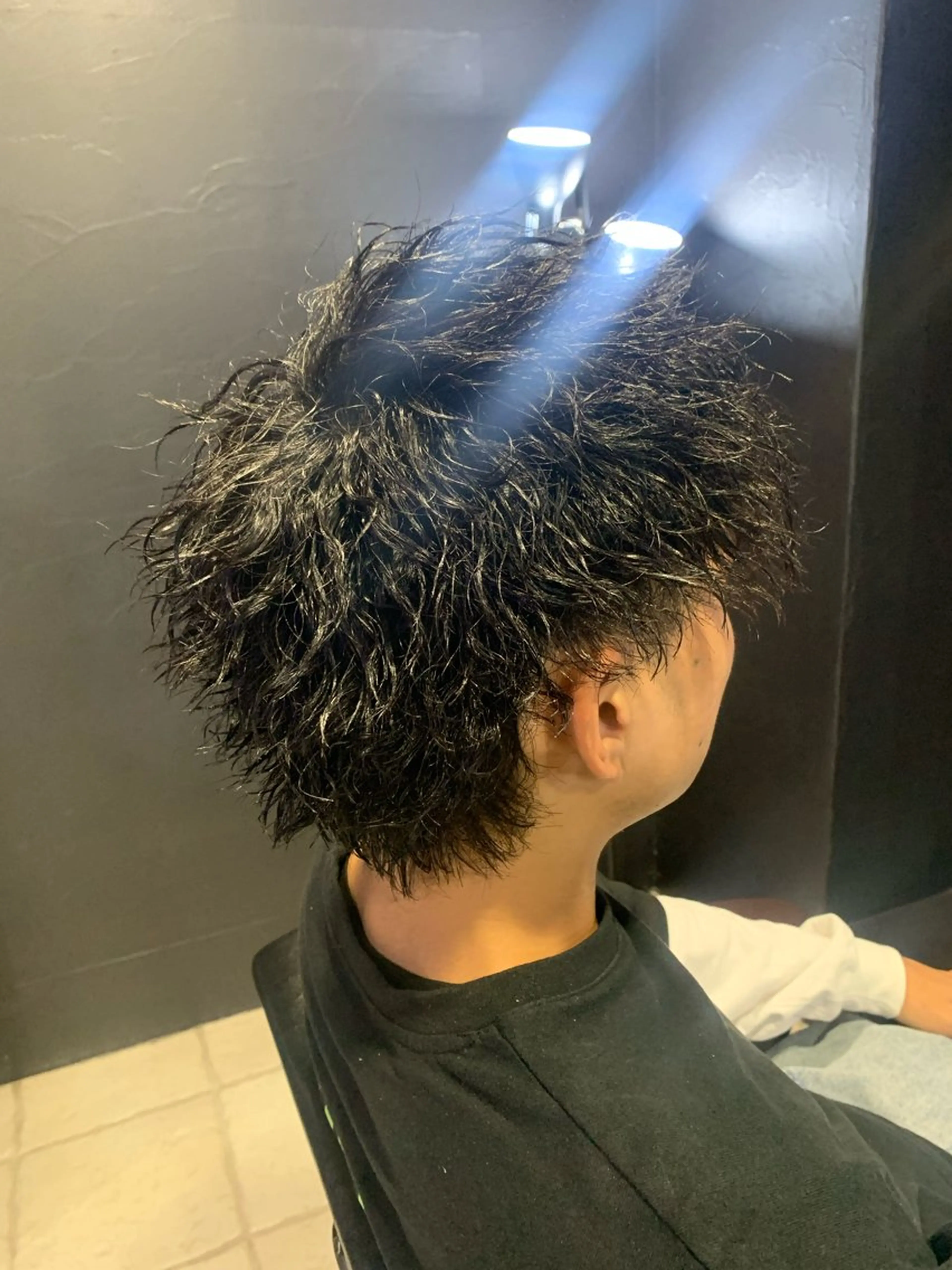 ショート メンズ メンズウルフカット ショートヘア ウルフカット メンズパーマ/難波/ 心斎橋　室園亮佑のヘアスタイル