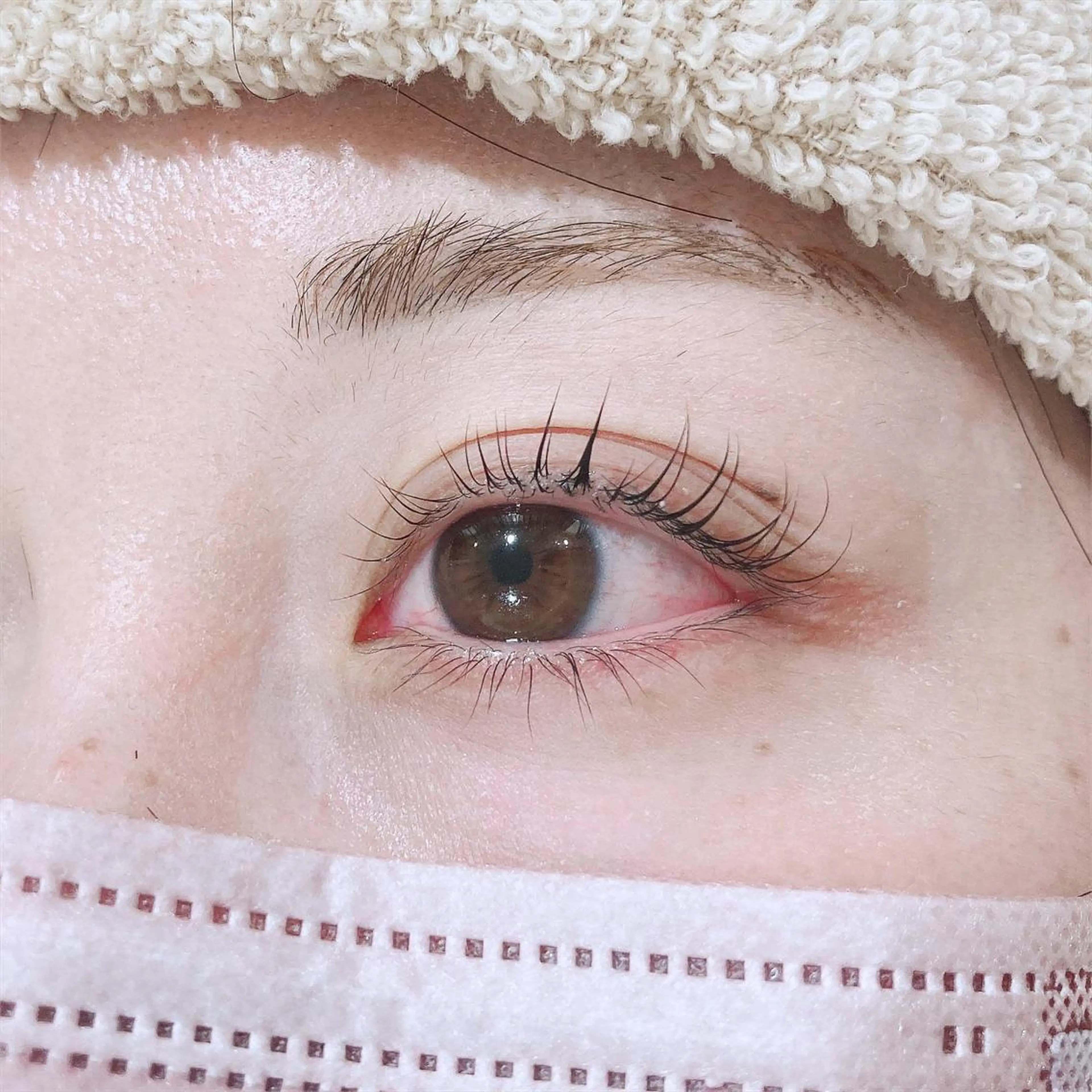 マツエク・マツパ 曲がる縮毛矯正 LIBER 　岩名のヘアスタイル