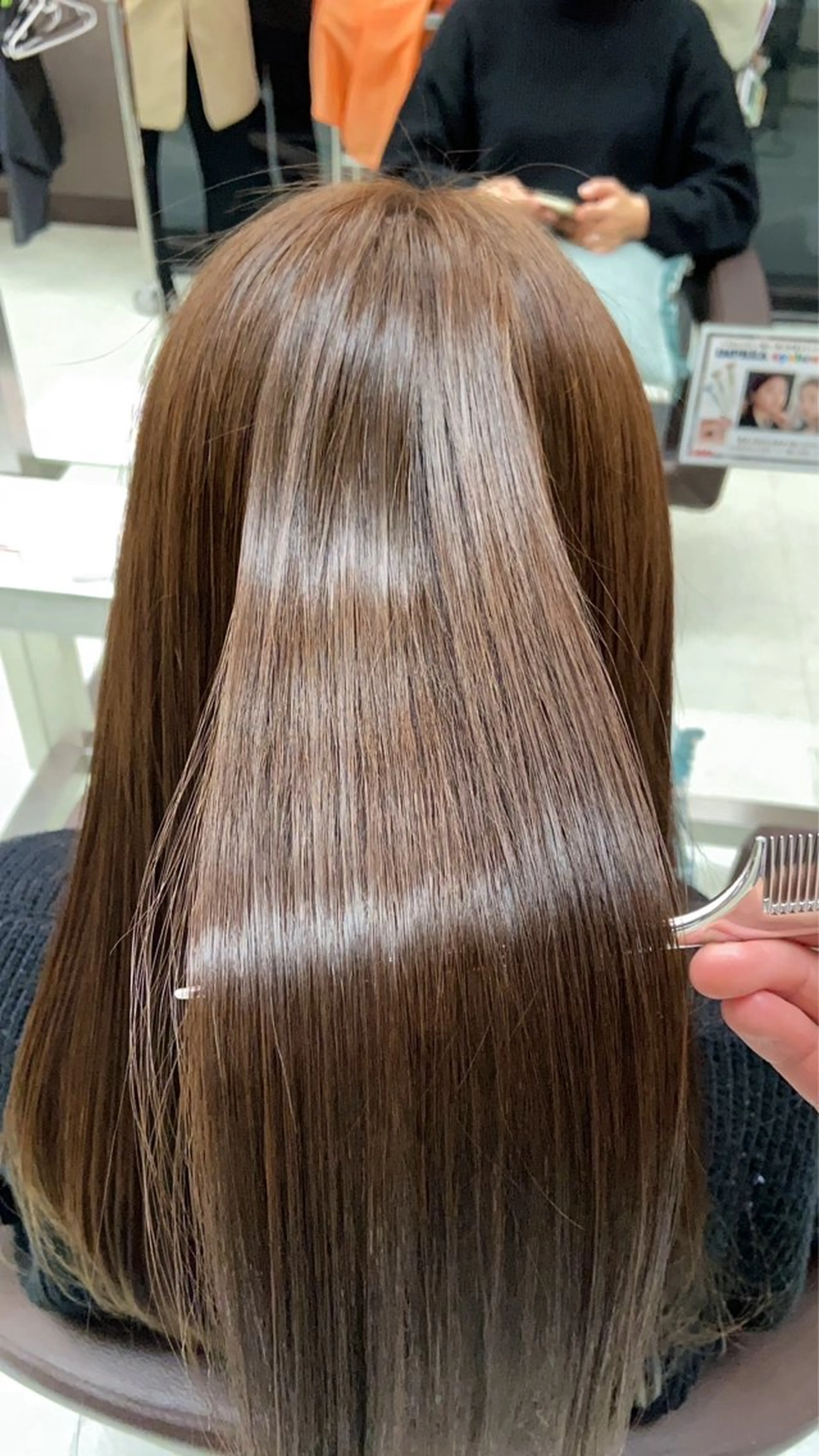 ロング 髪質改善 トリートメント 新井優馬｜縮毛矯正/ 地毛風ストレートのヘアスタイル