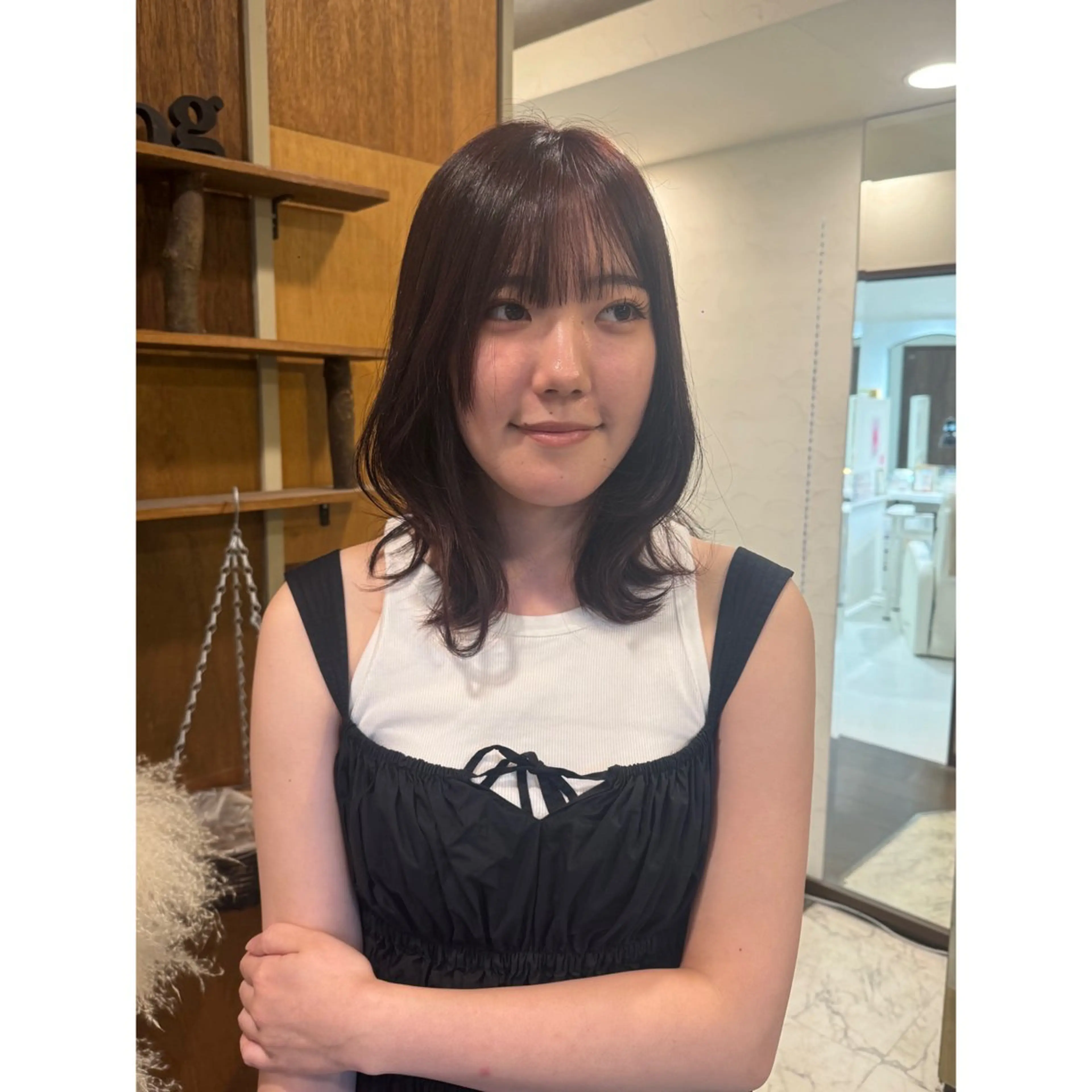 セミロング ヘアカラー ハイトーン/ ダブルカラー/透明感のヘアスタイル