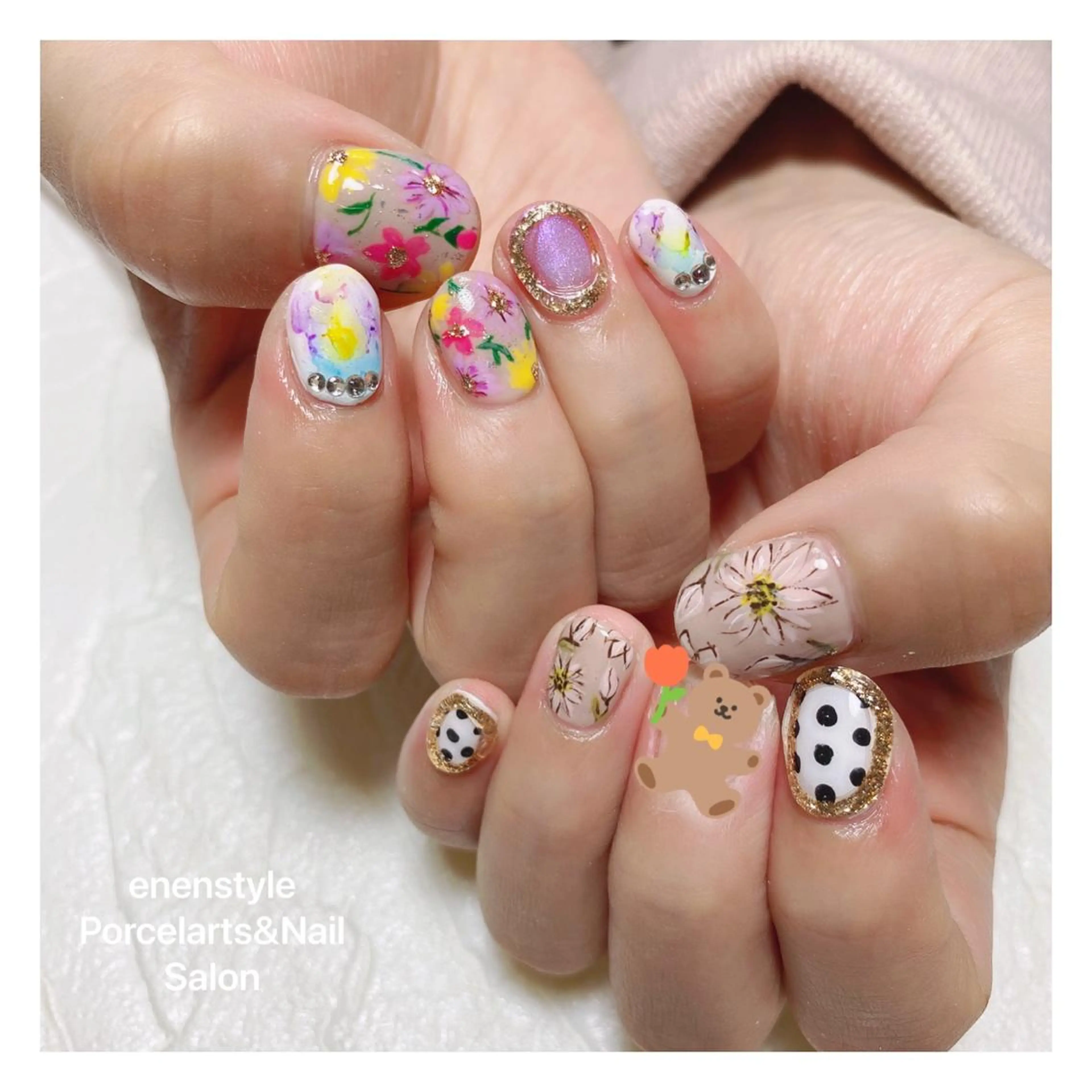 ミディアム ネイル ハンドネイル 👑enen style👑のネイルデザイン