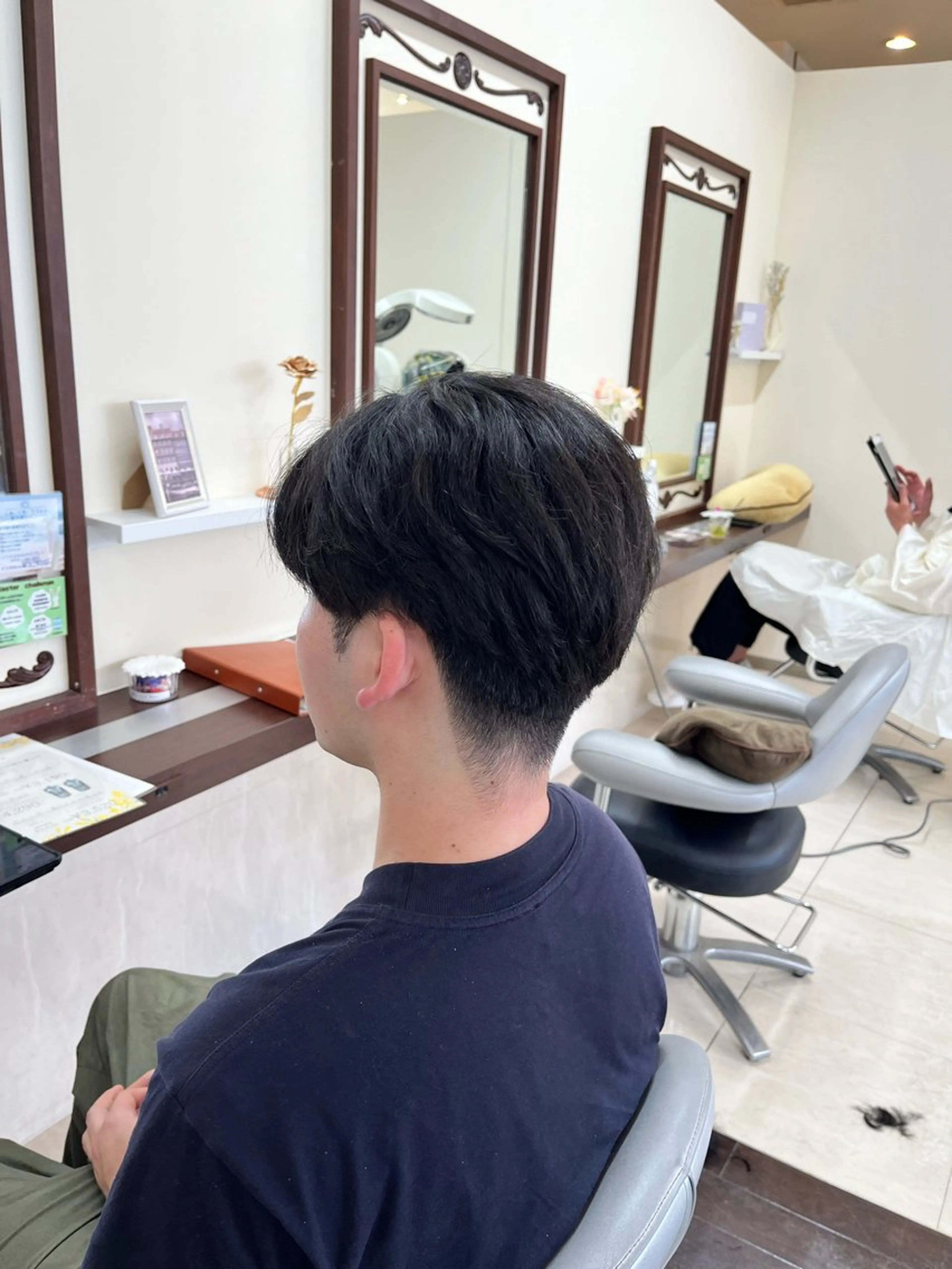 ショート メンズ センターパート 刈り上げ 🧊メンズ特化🧊 高木航希のヘアスタイル