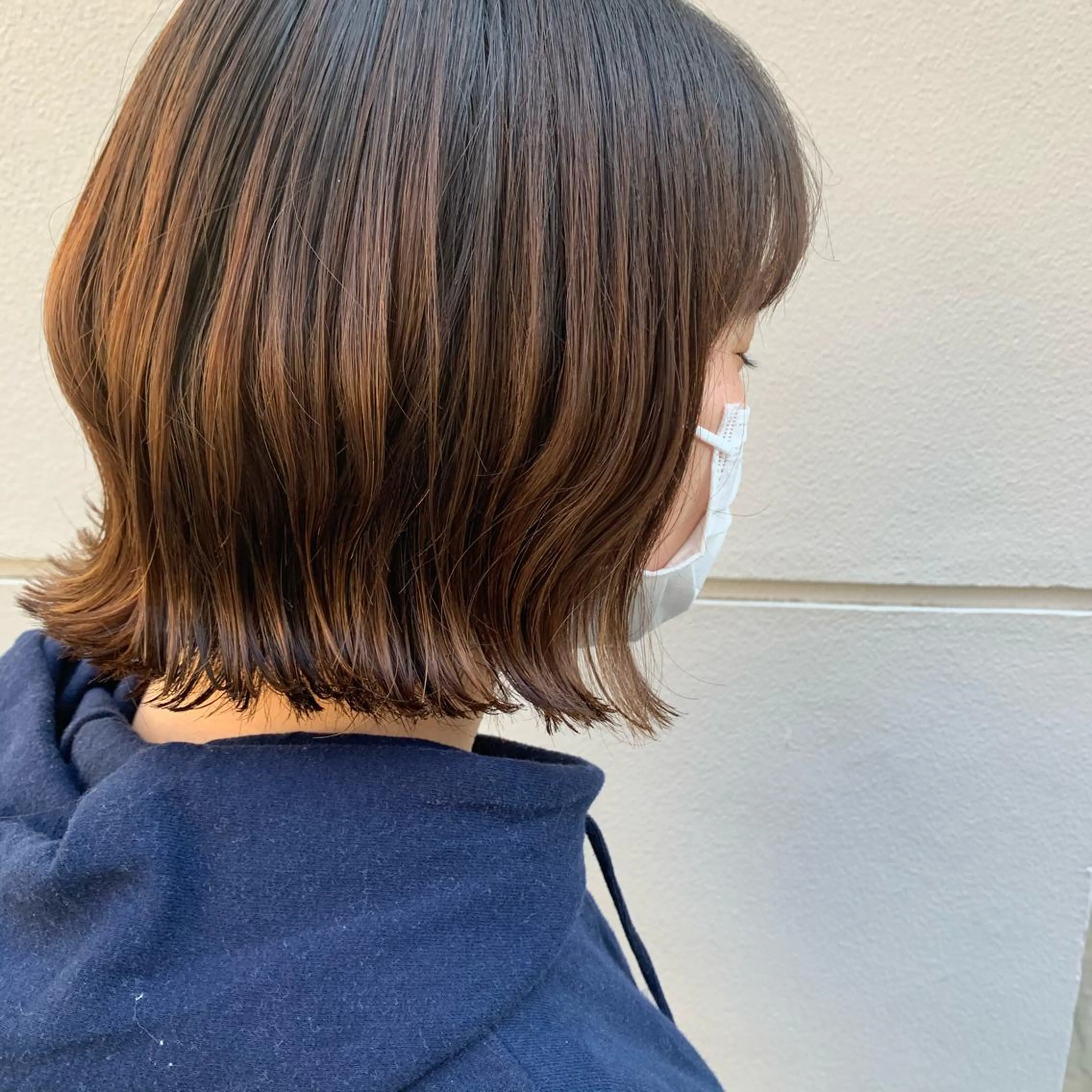 ショート カラー ヘアアレンジ サナ🌱 切りっぱなしボブのヘアスタイル