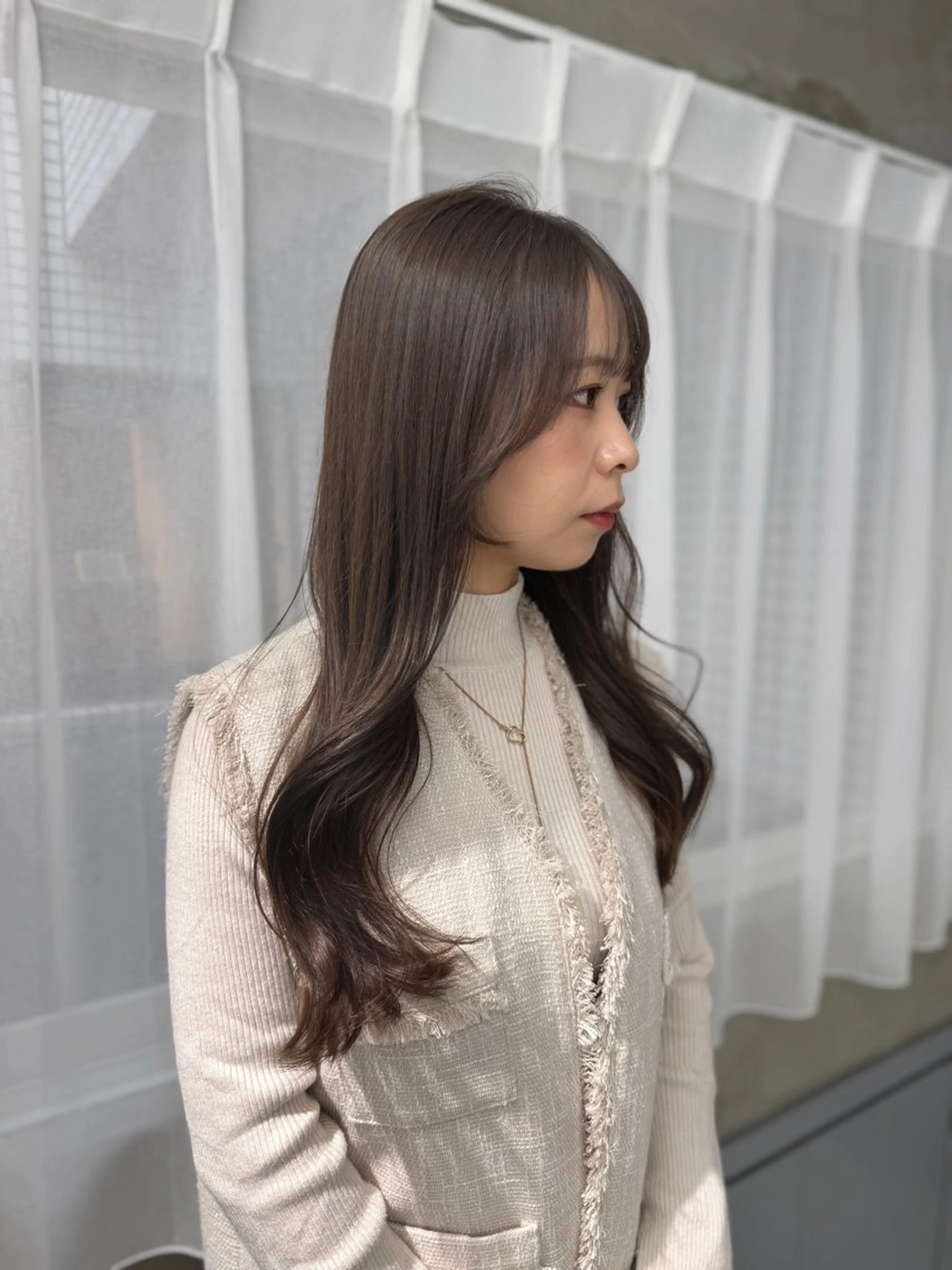 ロング トリートメント ヘアカラー sena⌇ベージュ⌇ ブリーチなしWカラーのヘアスタイル