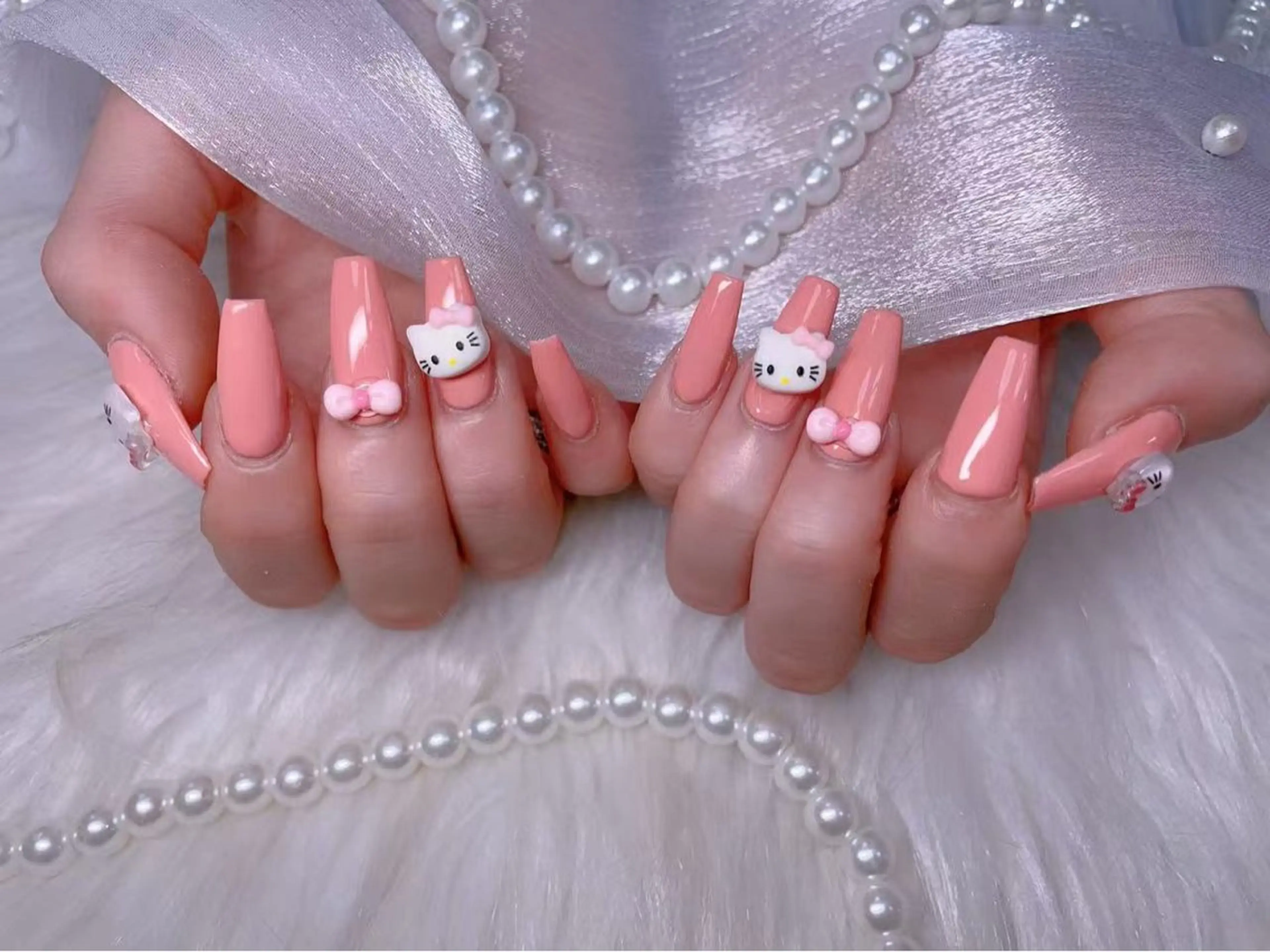 チップ長さ出し4本アートコ-スネイルの写真