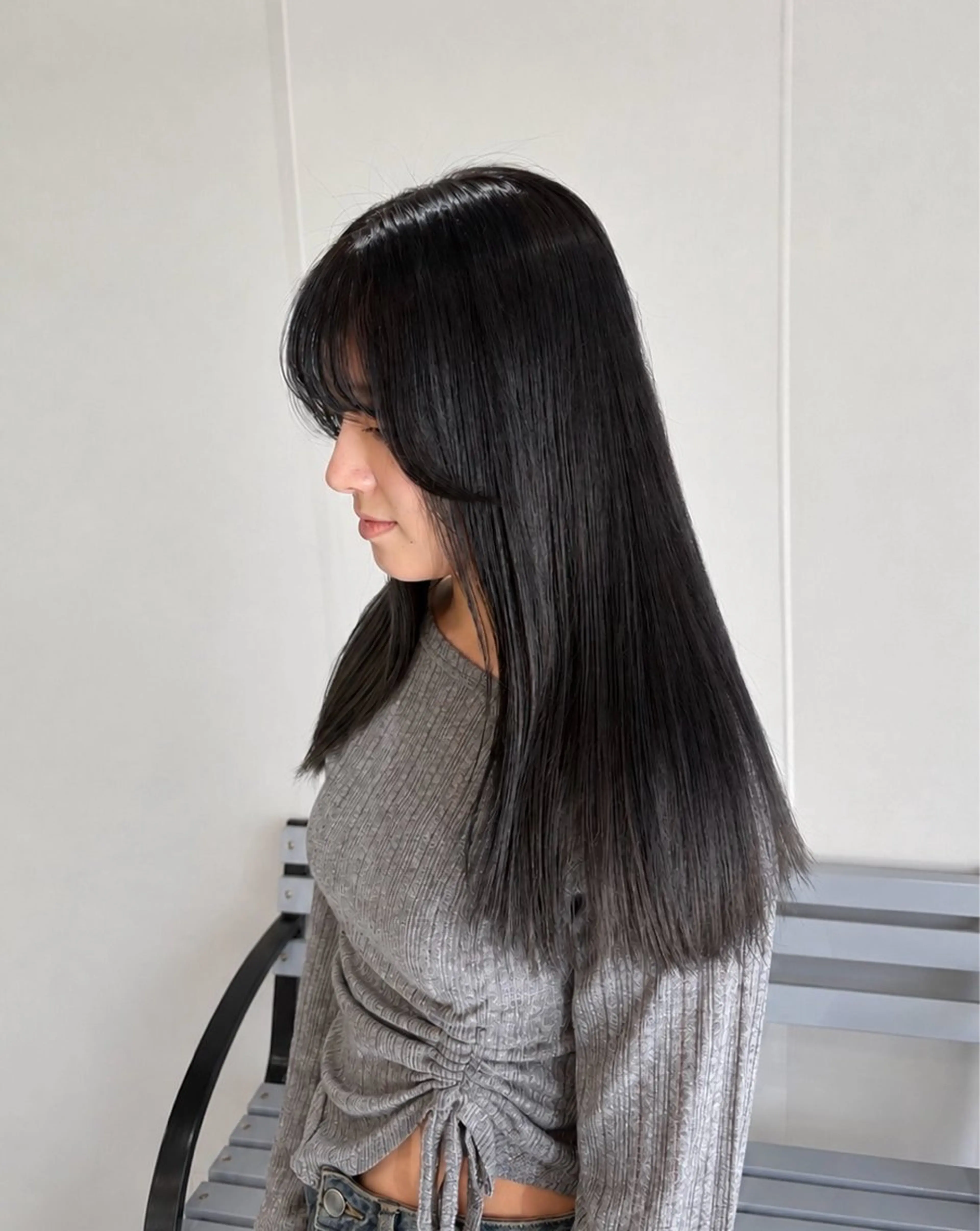 セミロング ササノ セナのヘアスタイル