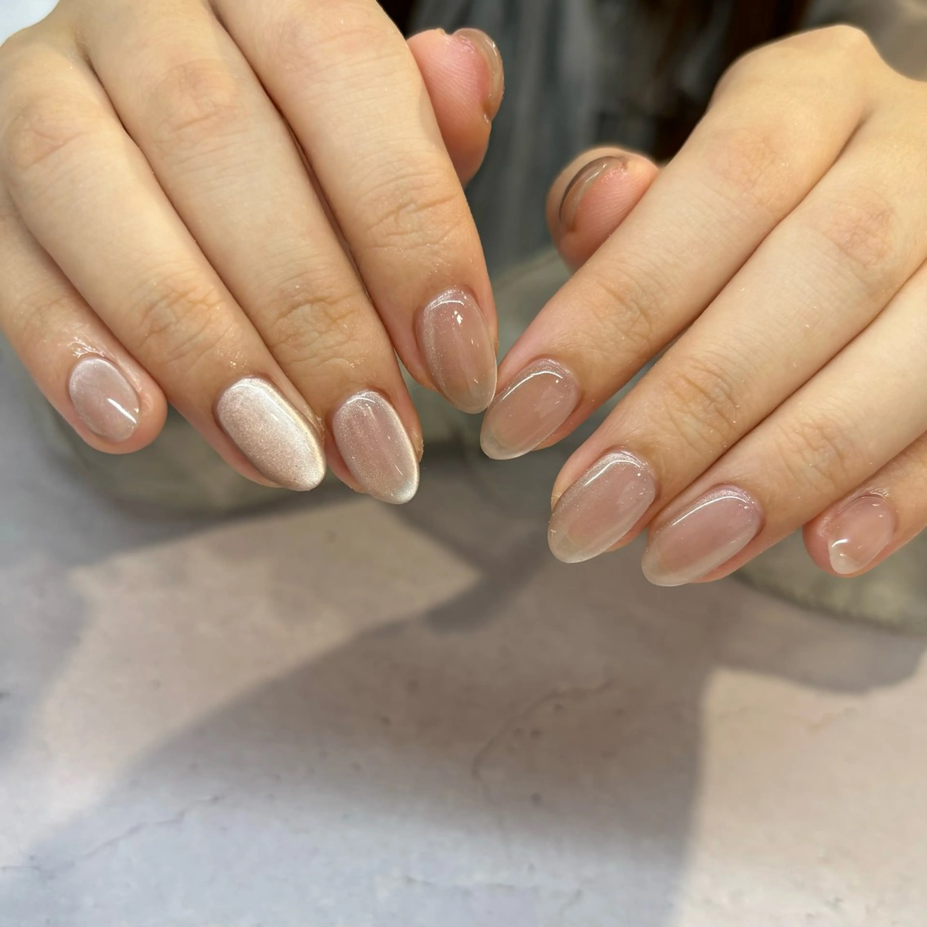 ネイル 氷ネイル・うるうるネイル ハンドネイル 荒巻 めいのネイルデザイン