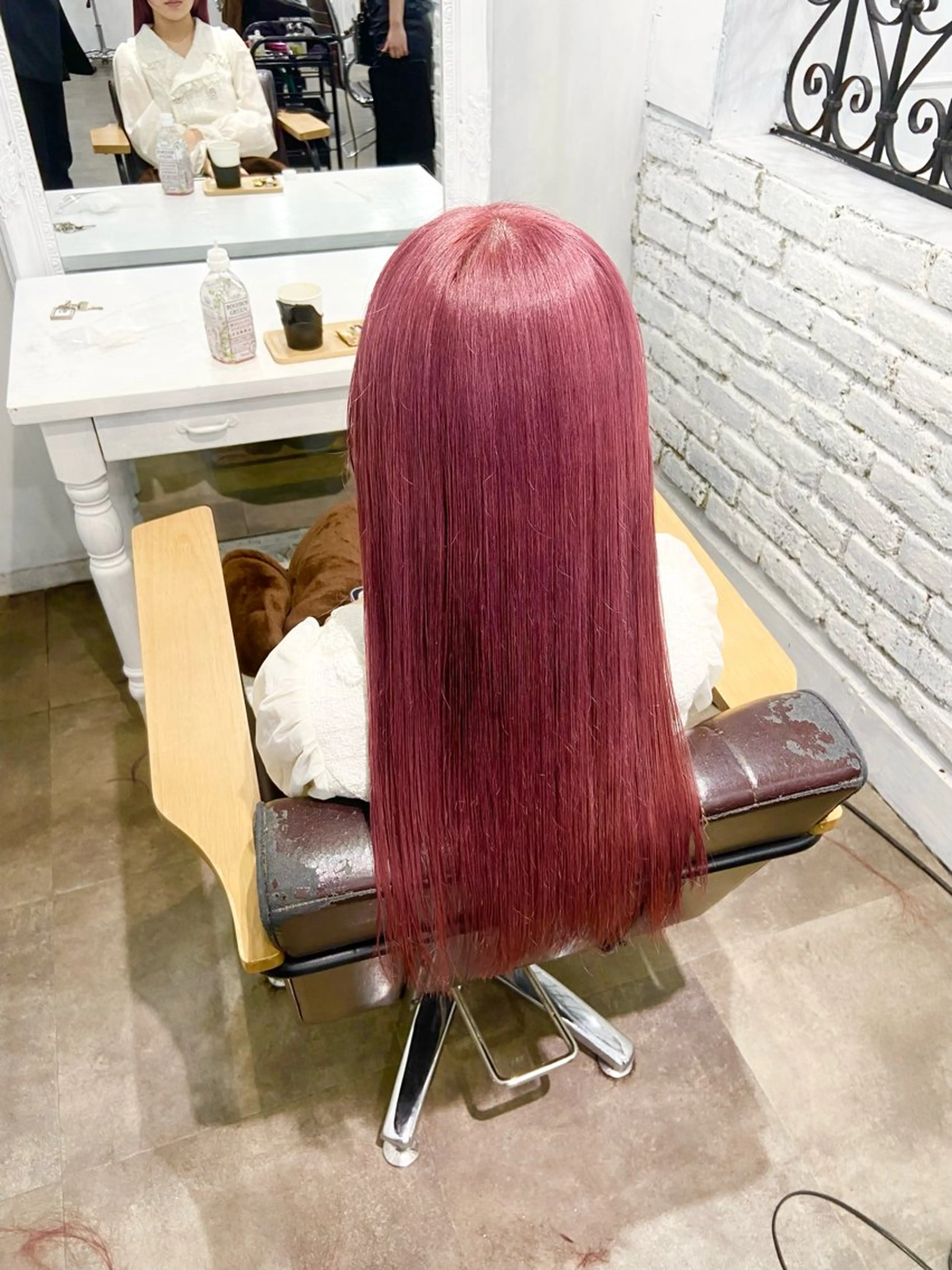 ロング カラー バレイヤージュ ミストバング ベージュカラー ブリーチ 抜きっぱなしブロンド 札幌ブリーチカラー/ ダブルカラー/ドイのヘアスタイル