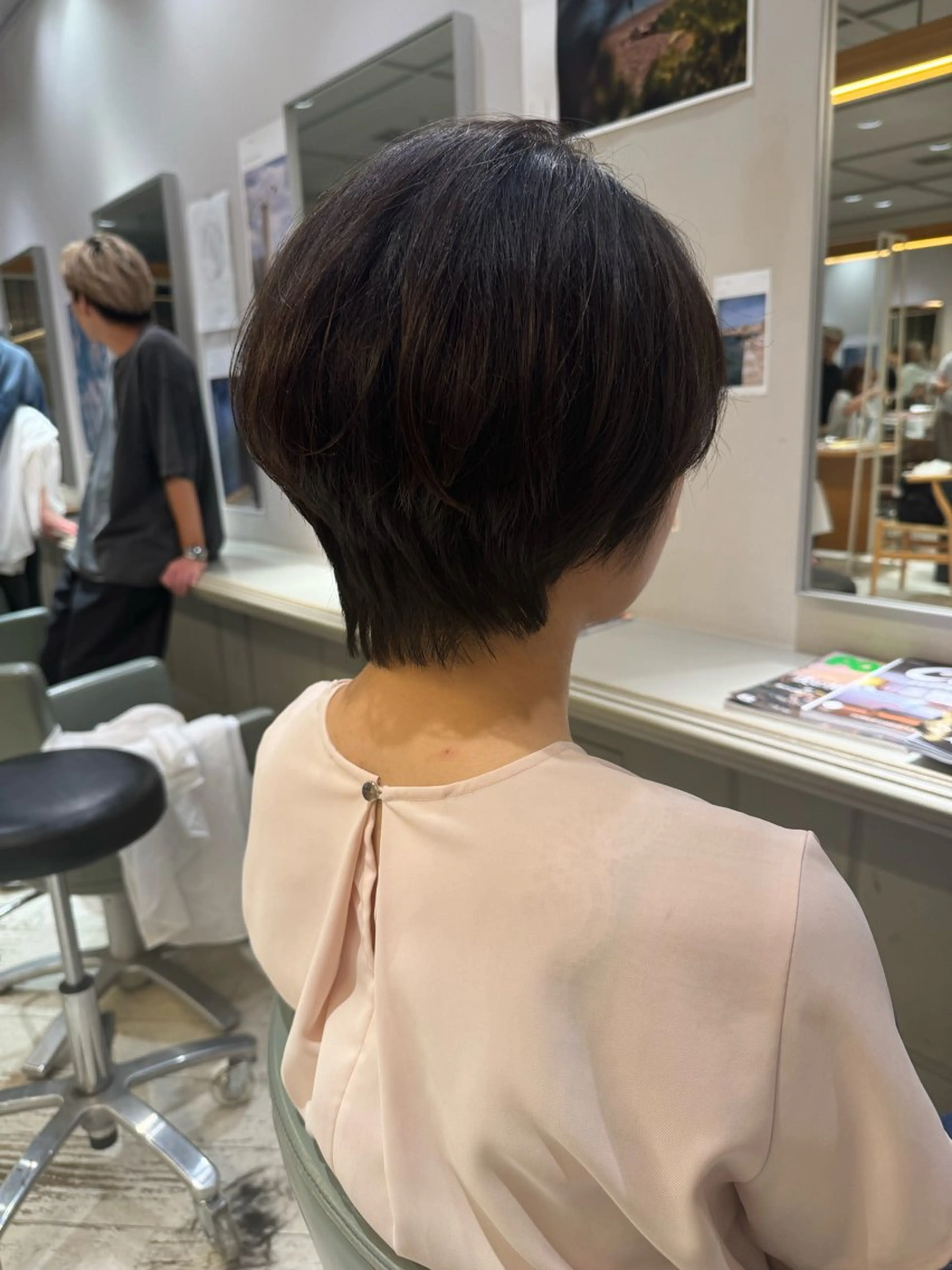 ショート くせ毛 ショートヘア 似合わせ/レイヤー カット/すずきたつやのヘアスタイル