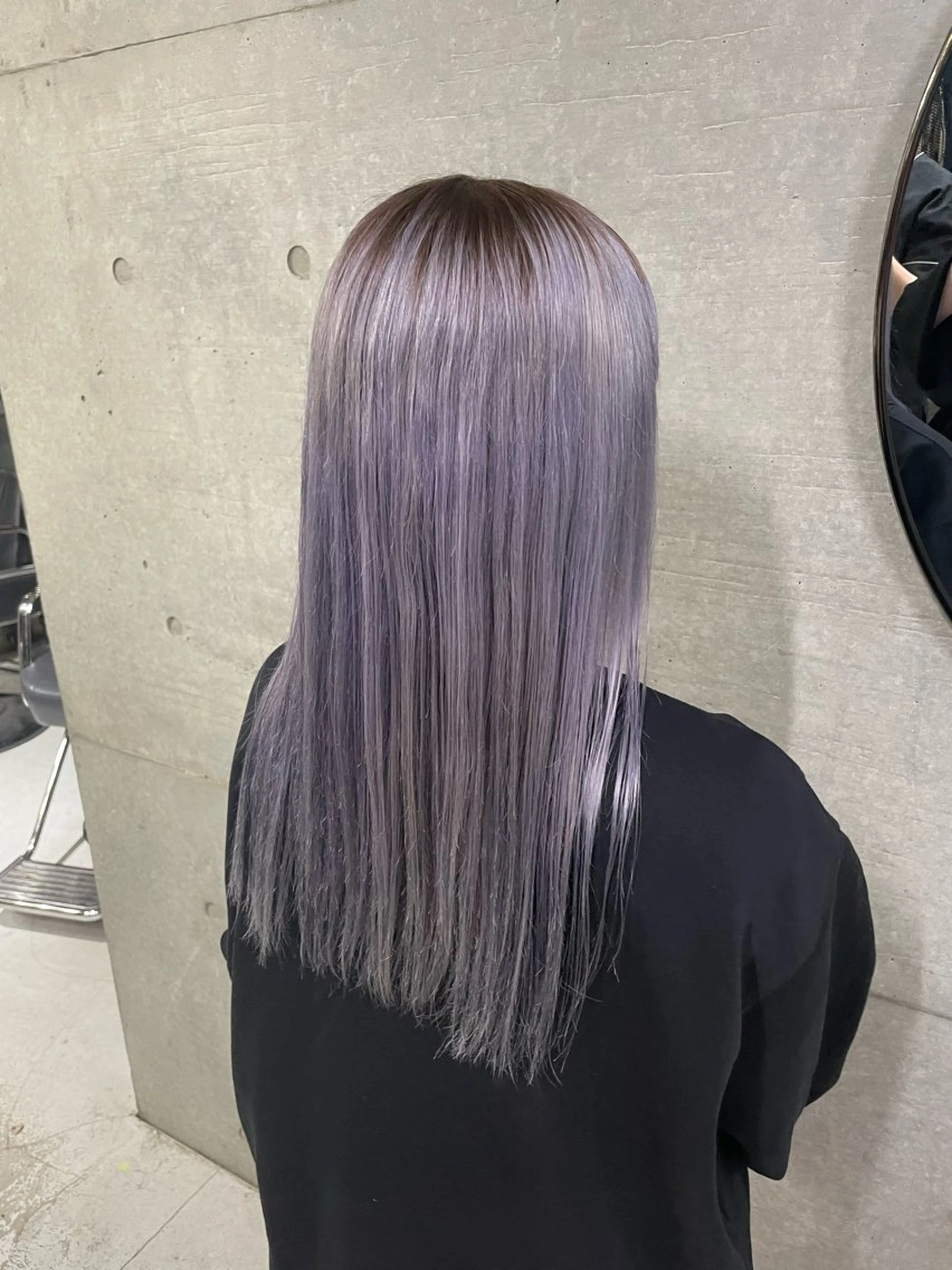 セミロング Toiro 新宿所属・ハイトーン/透明感 yuinaのヘアスタイル