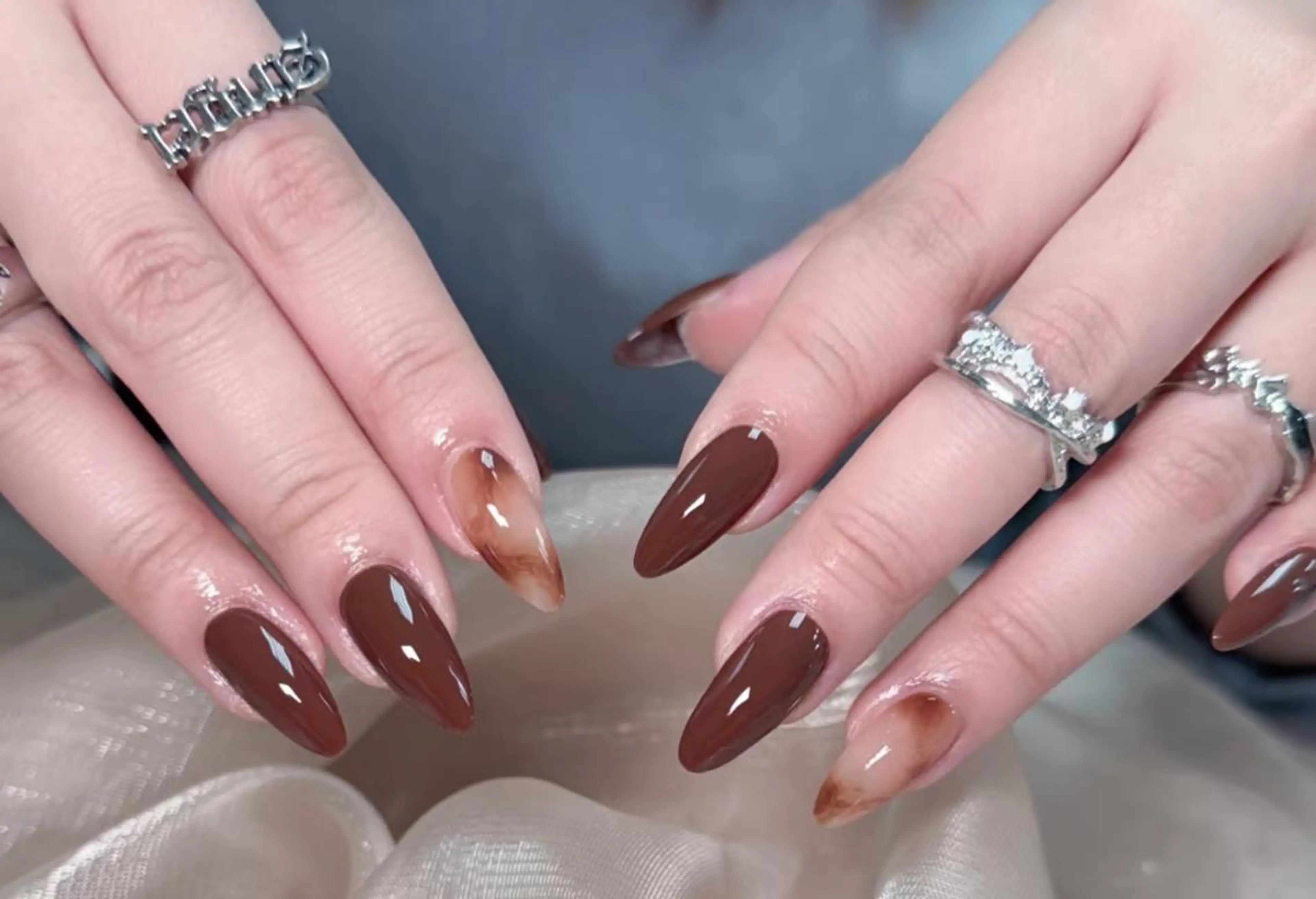 ネイル ハンドネイル エリ🫧 nail池袋東口のネイルデザイン