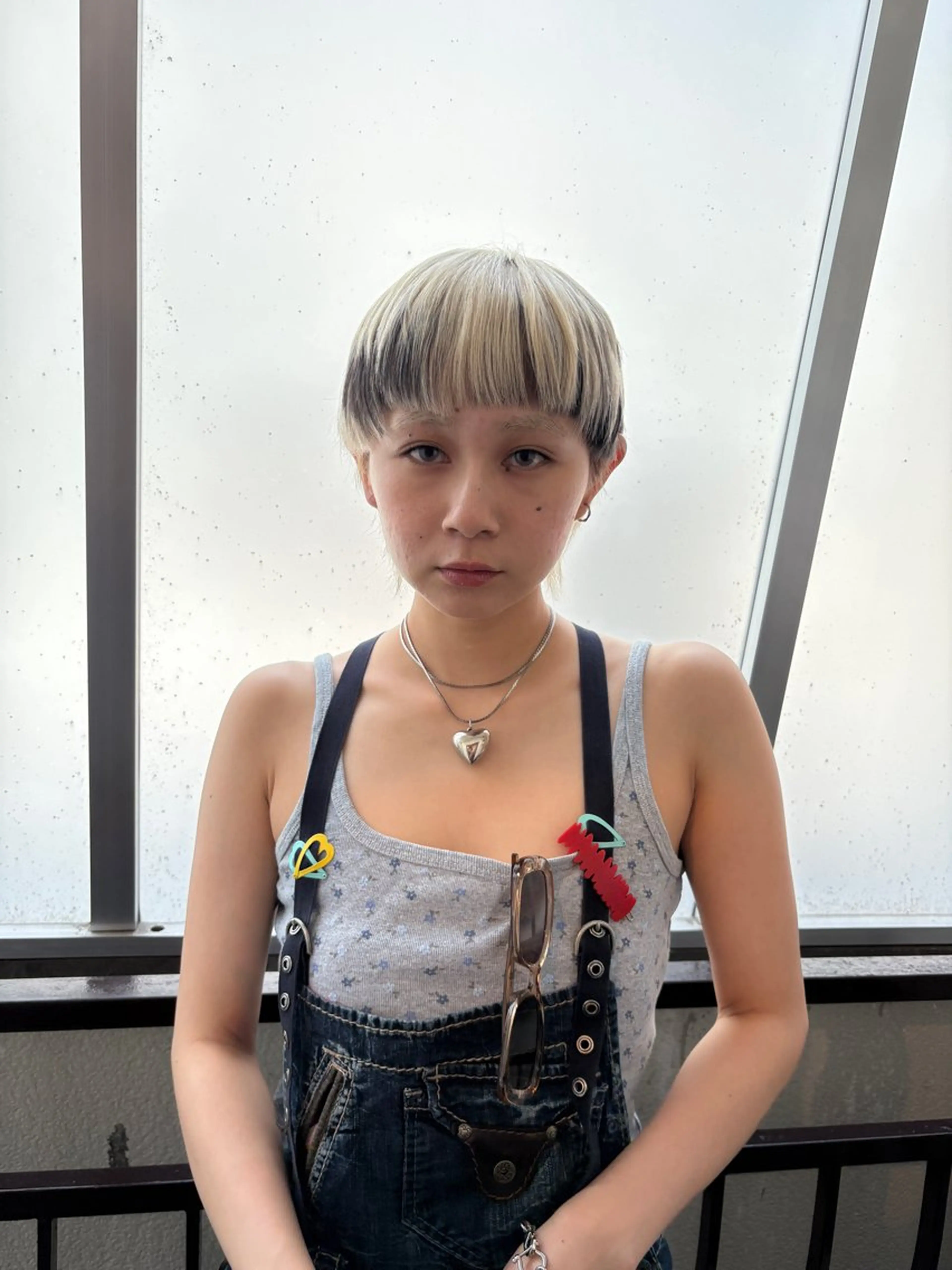 カラー デザインカラー ニッタルナ／縮毛矯正 ／半額以上のヘアスタイル