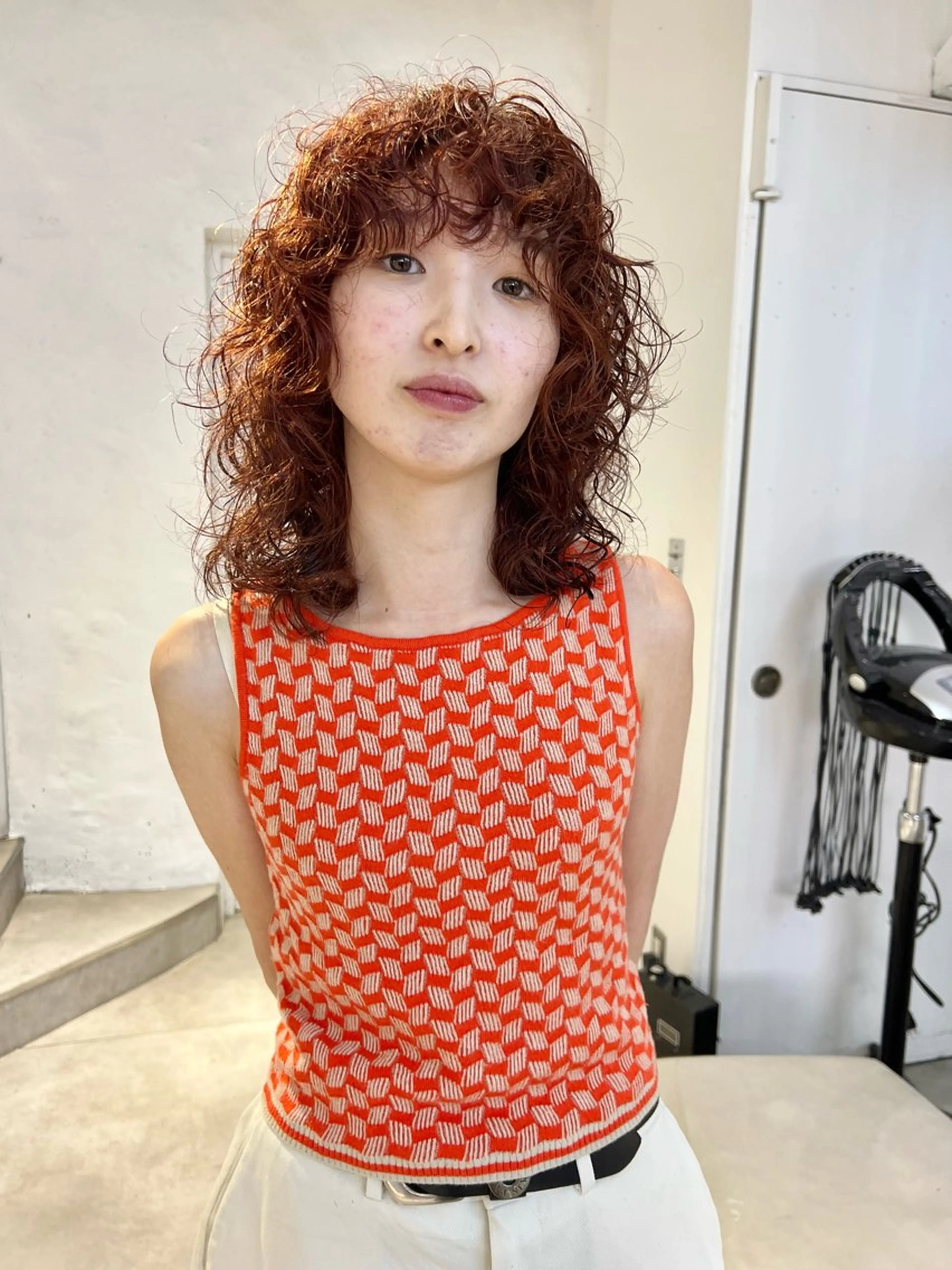 ミディアム カラー ミディアムパーマ レッドカラー 顔周りカット/透明感 カラー✂️MEIのヘアスタイル