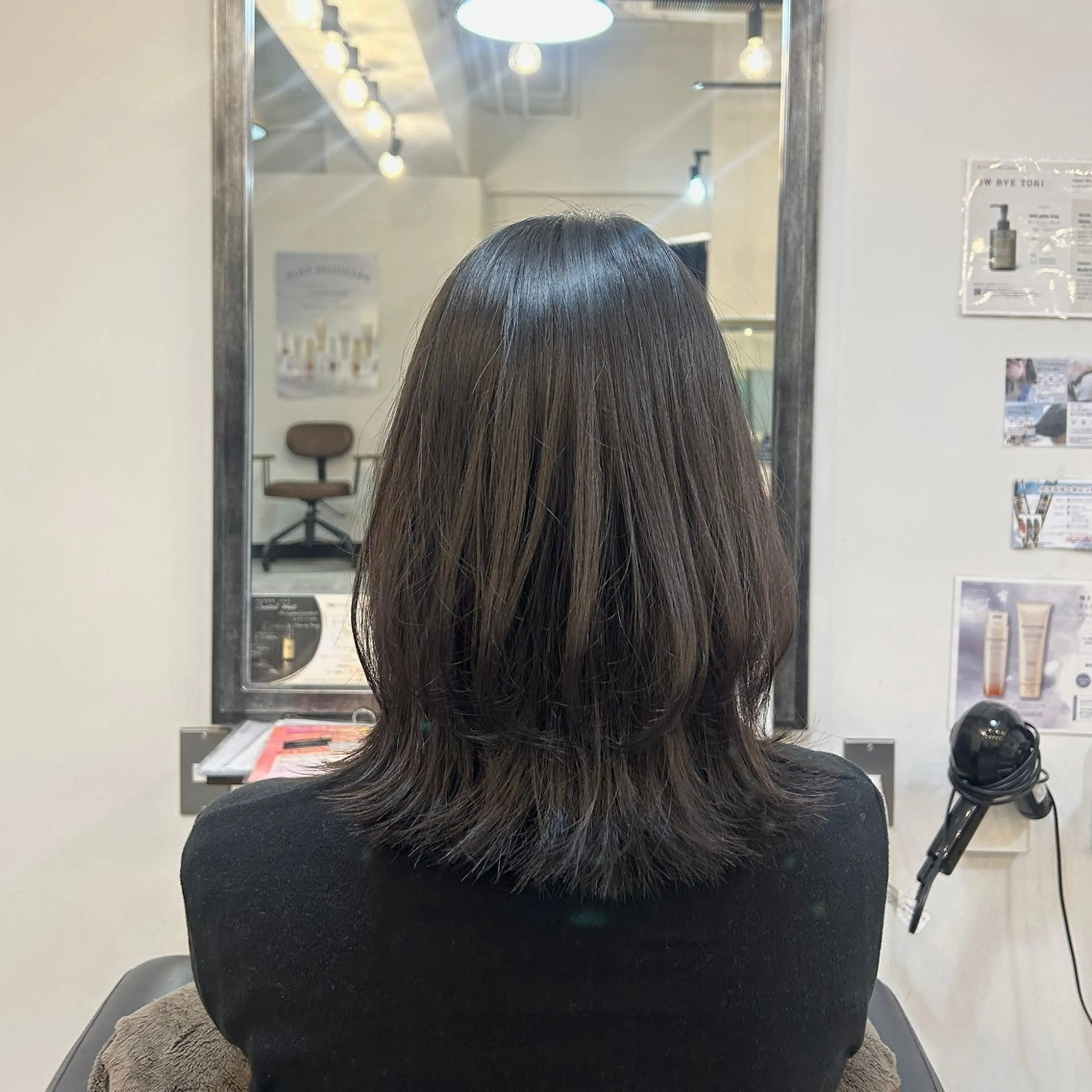 ミディアム くびれヘア ヘア✂️＆アイ👁️ 🫧ﾐﾕｳ🫧のヘアスタイル