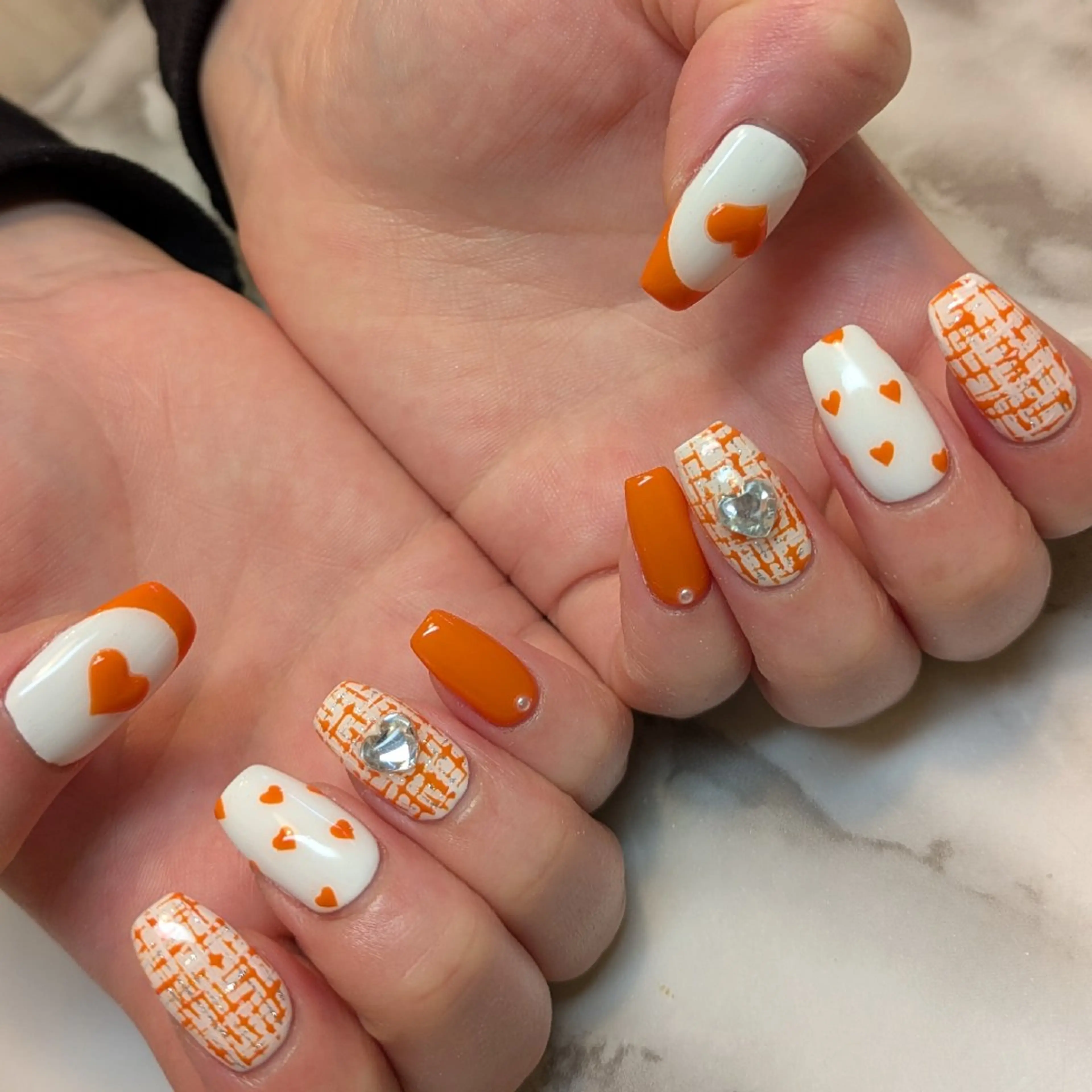 ネイル ツイードネイル ジェヌインネイル 河内のネイルデザイン