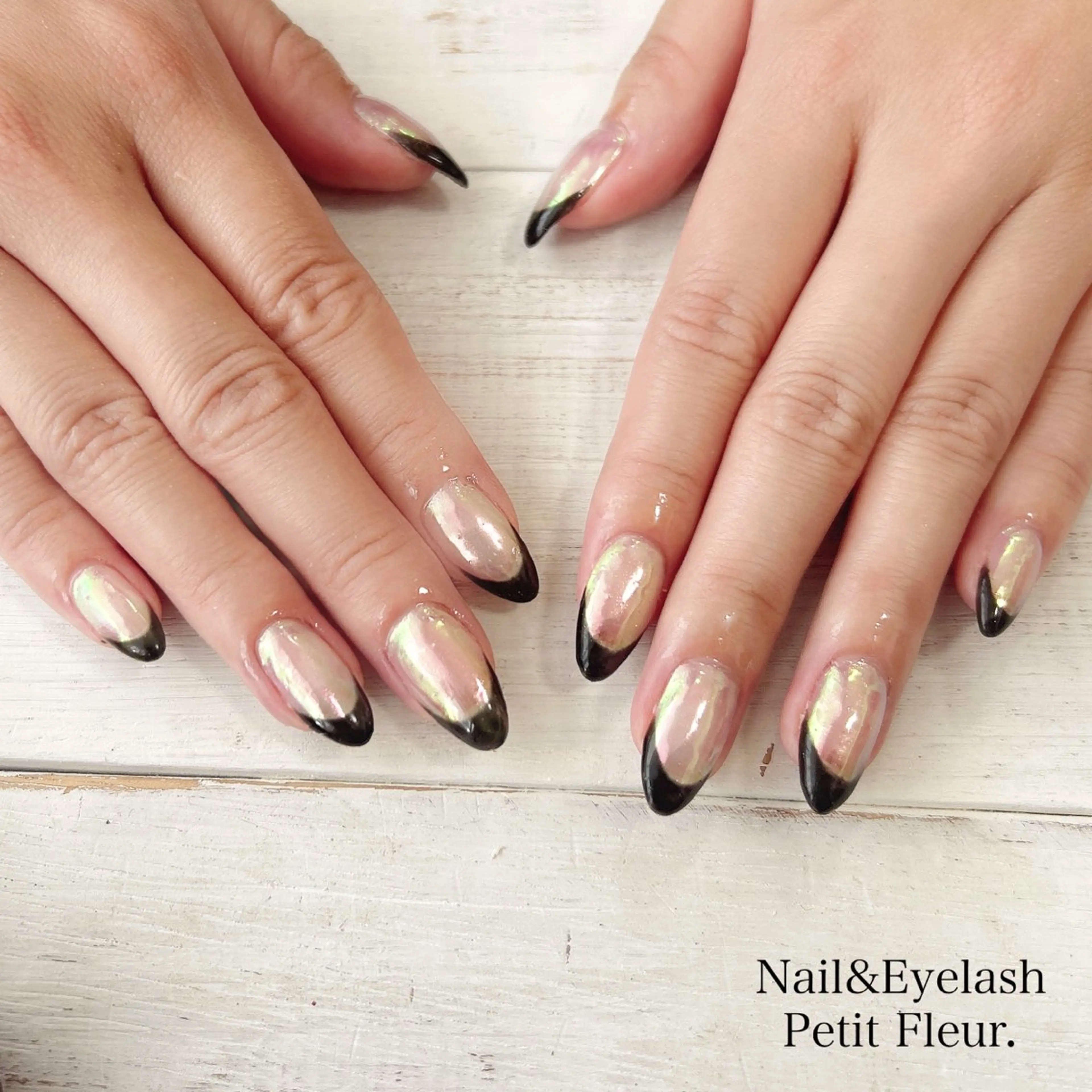 ネイル Petit Fleur所属・青柳 亜梨奈のマツエク・マツパデザイン