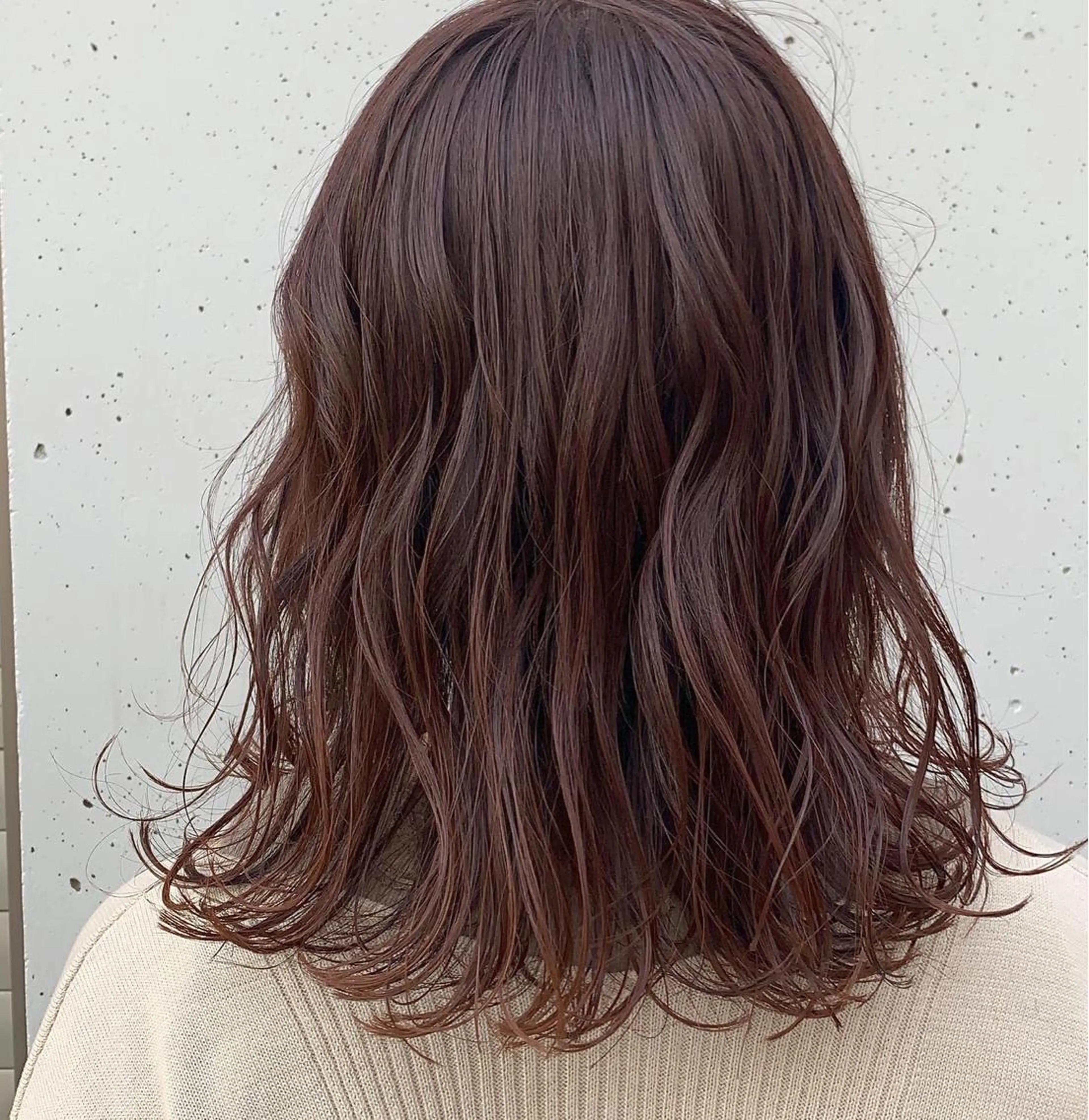ミディアム カラー 透明感カラー ラベンダーカラー レッドカラー 似合わせカラー🫶 小川千波のヘアスタイル
