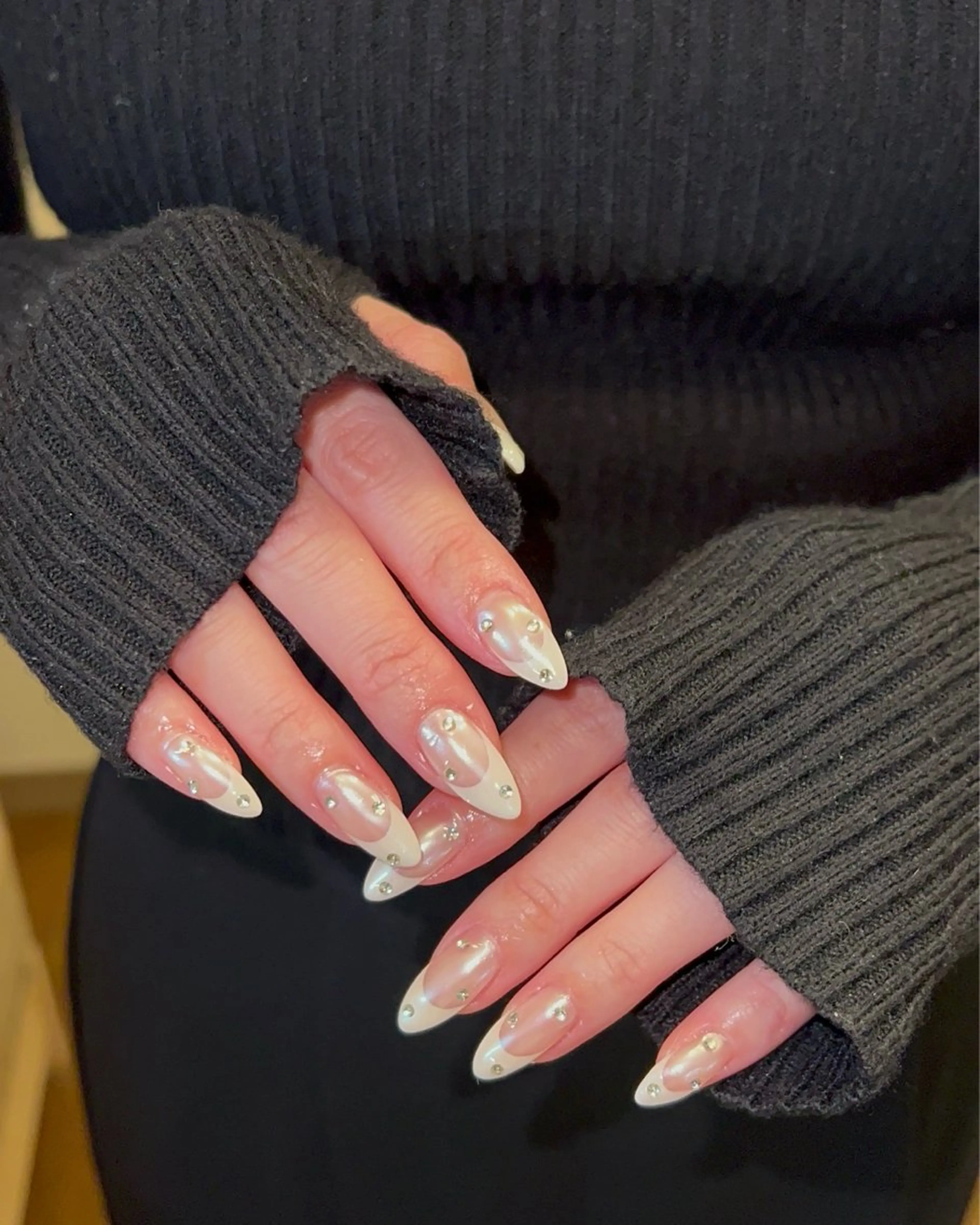 ネイル ハンドネイル フットネイル ハンドケア Nes.Nail所属・Miyagi Asamiのネイルデザイン