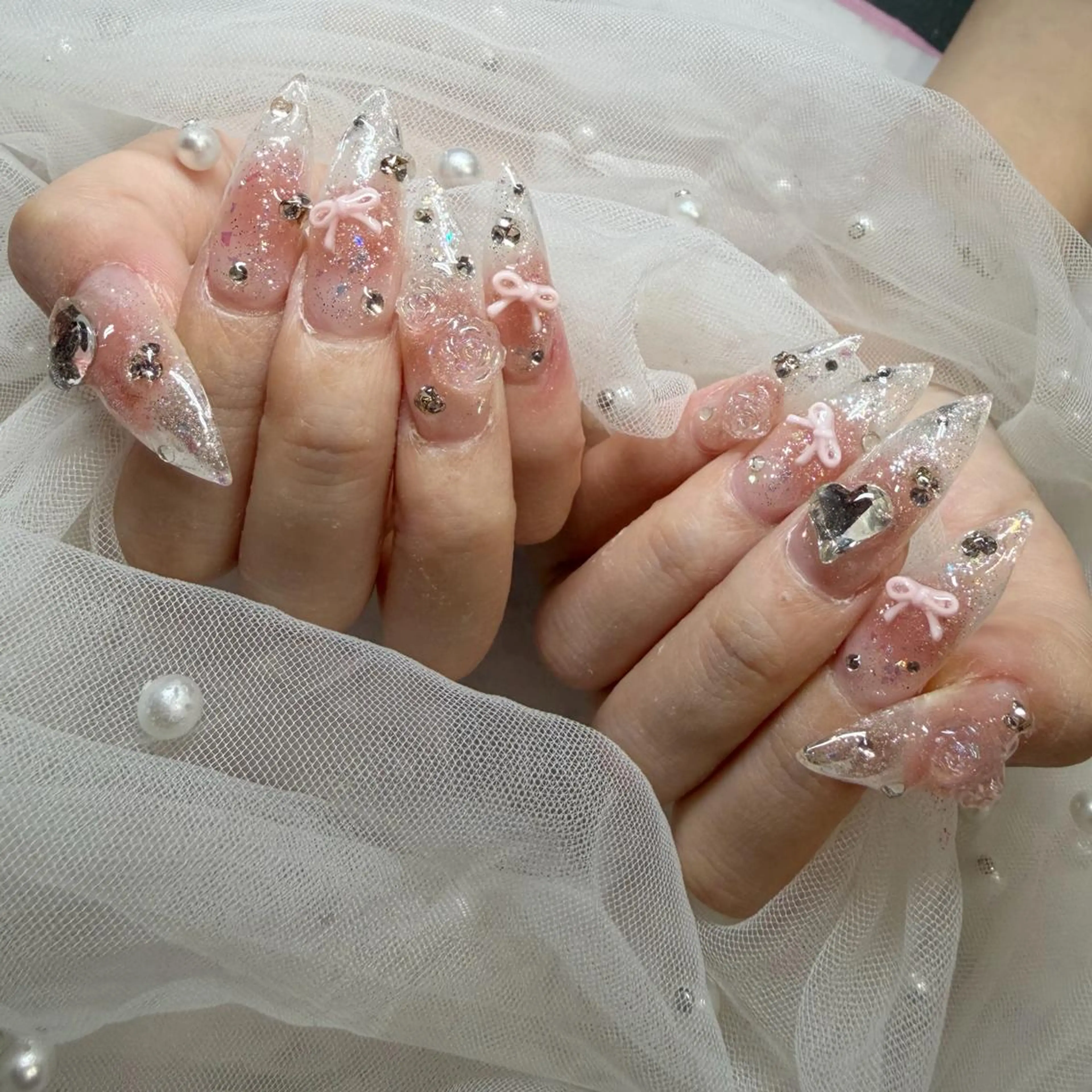 ネイル アートネイル 持ち込み ハンドネイル YUN 💅のネイルデザイン