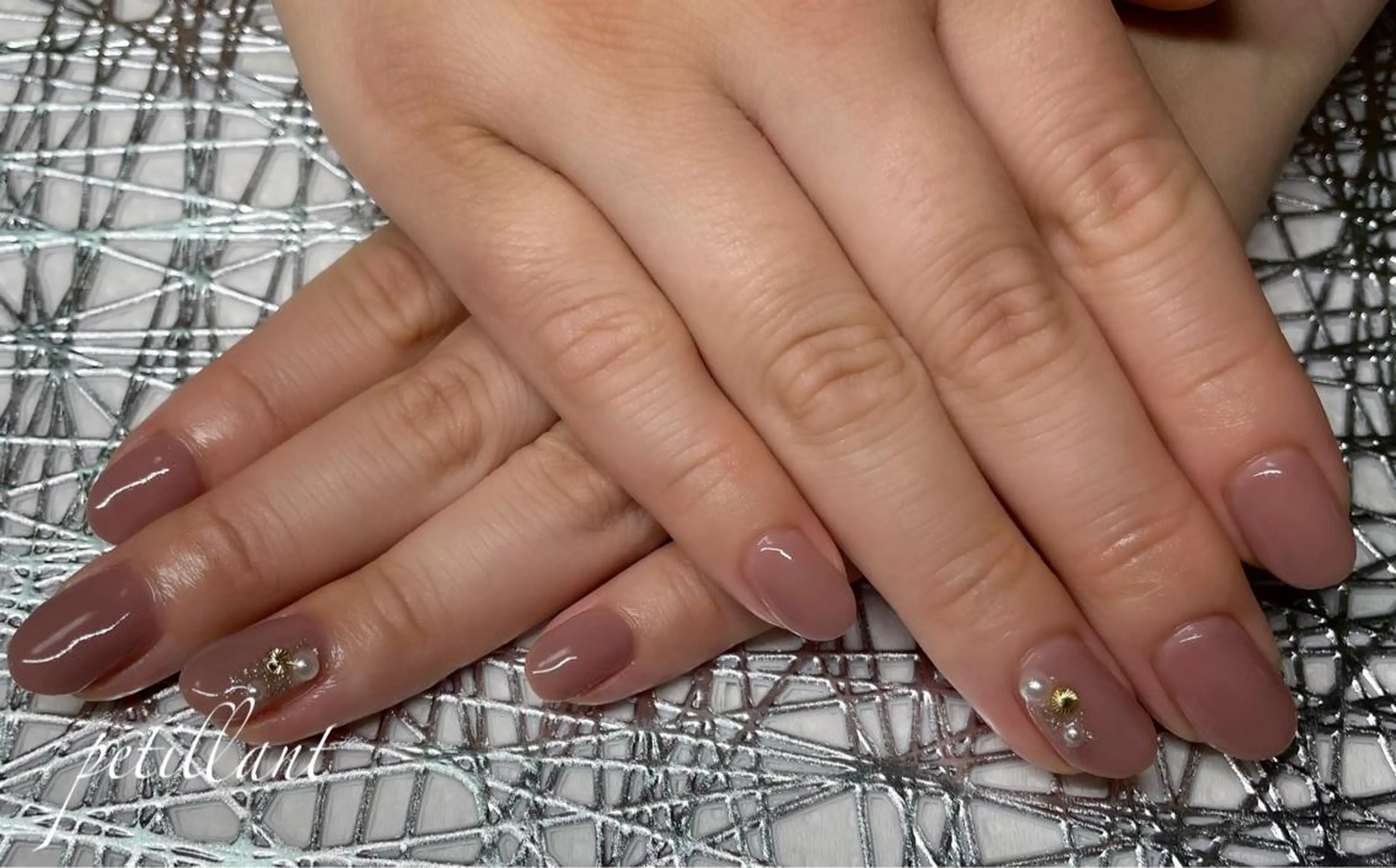 ネイル アートネイル ワンカラーネイル ピンク シンプルネイル nail salon petillantのネイルデザイン