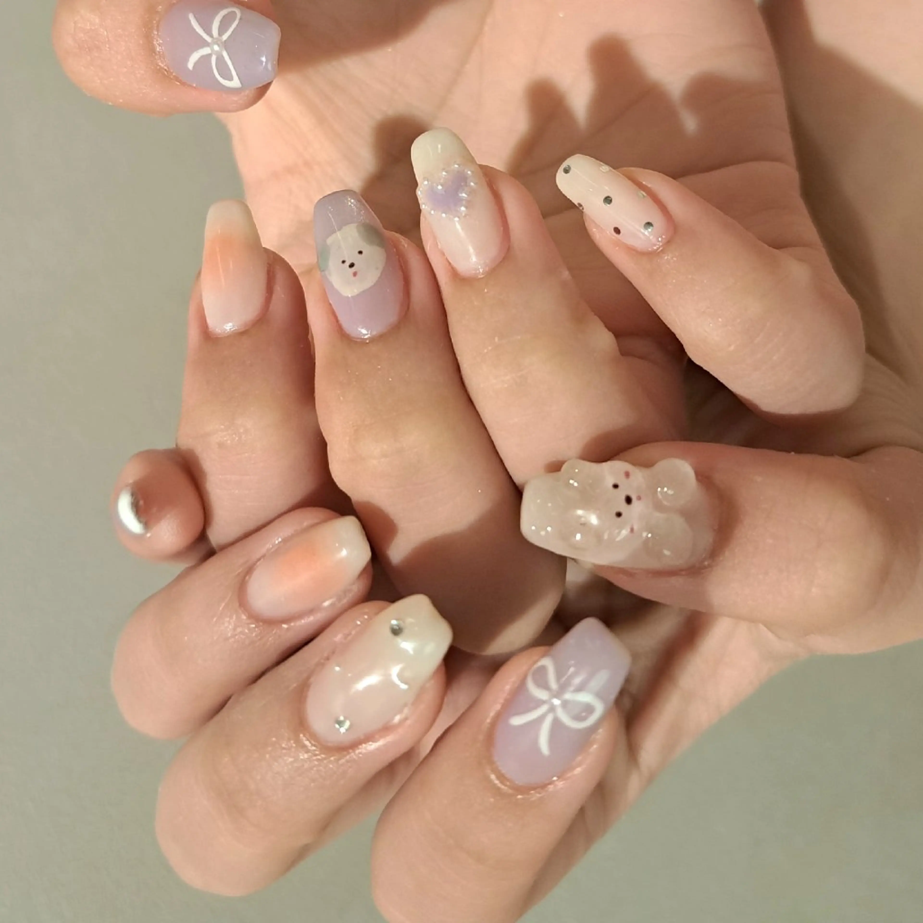 ネイル アートネイル チークネイル ジェルネイル 韓国ネイル 持ち込み Nail mood デザイン持ち込みokのネイルデザイン