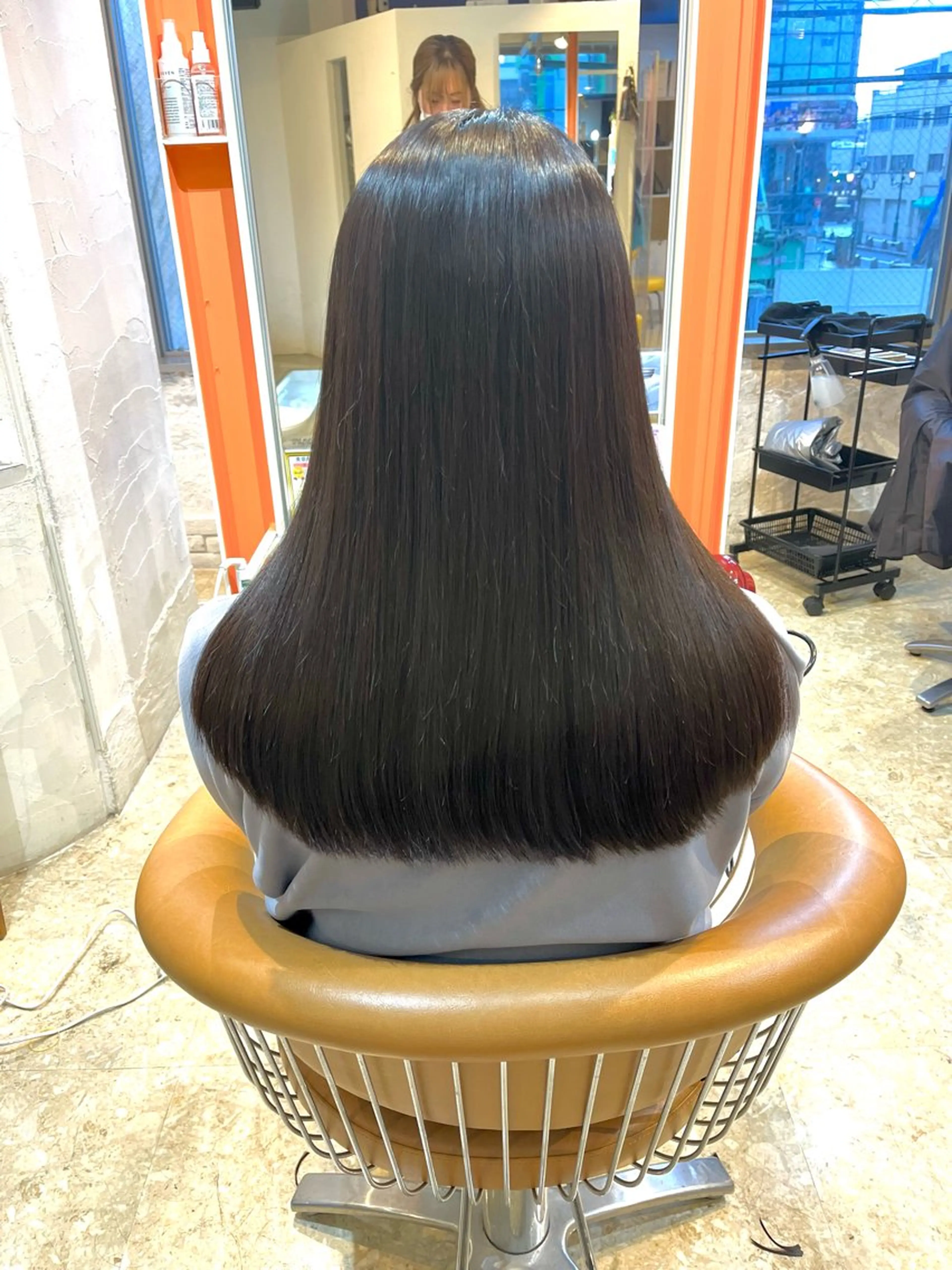 セミロング カット トリートメント うしだ かおるのヘアスタイル