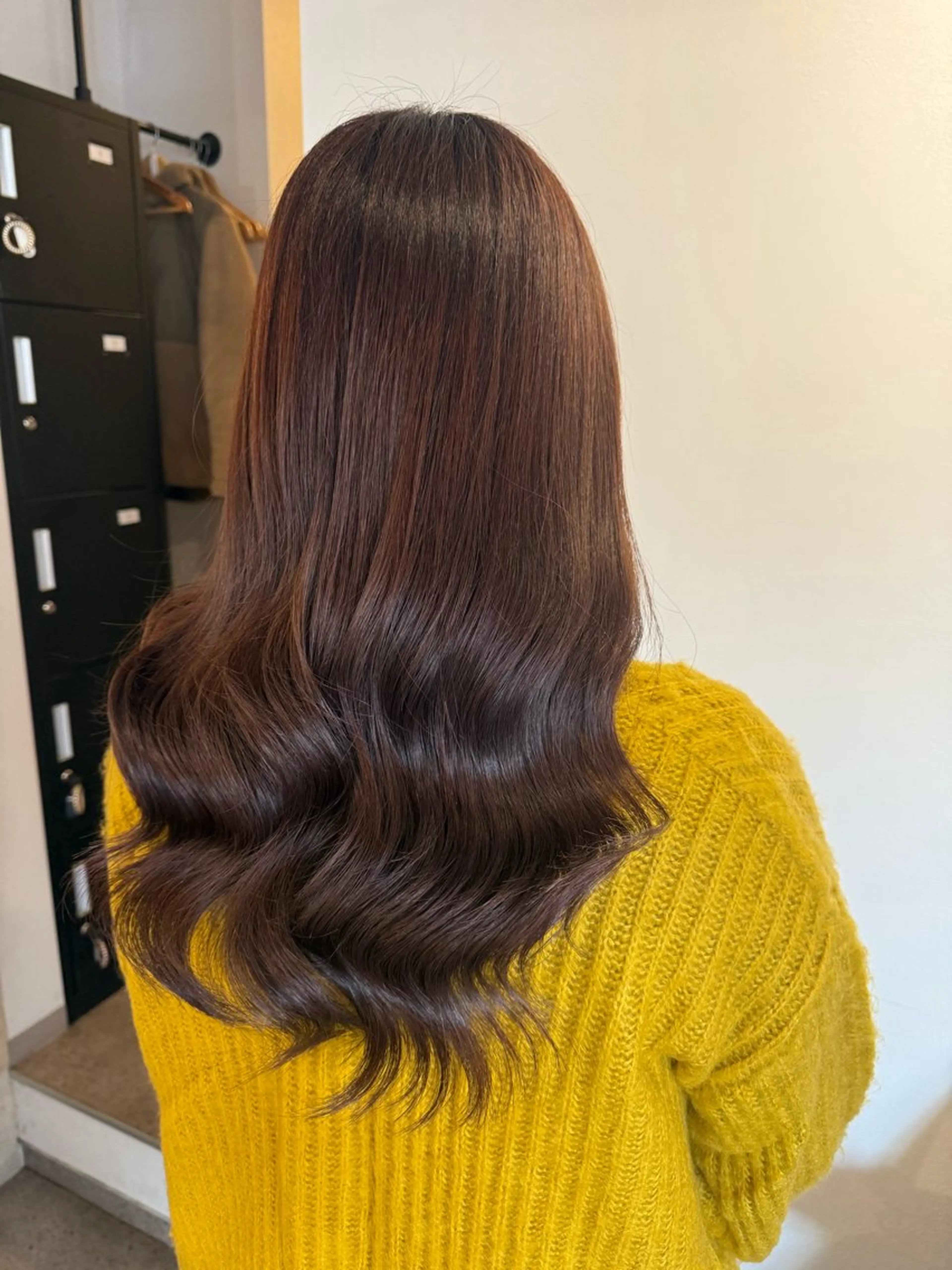 セミロング カット ヘアカラー トリートメント 明 (めい)のヘアスタイル