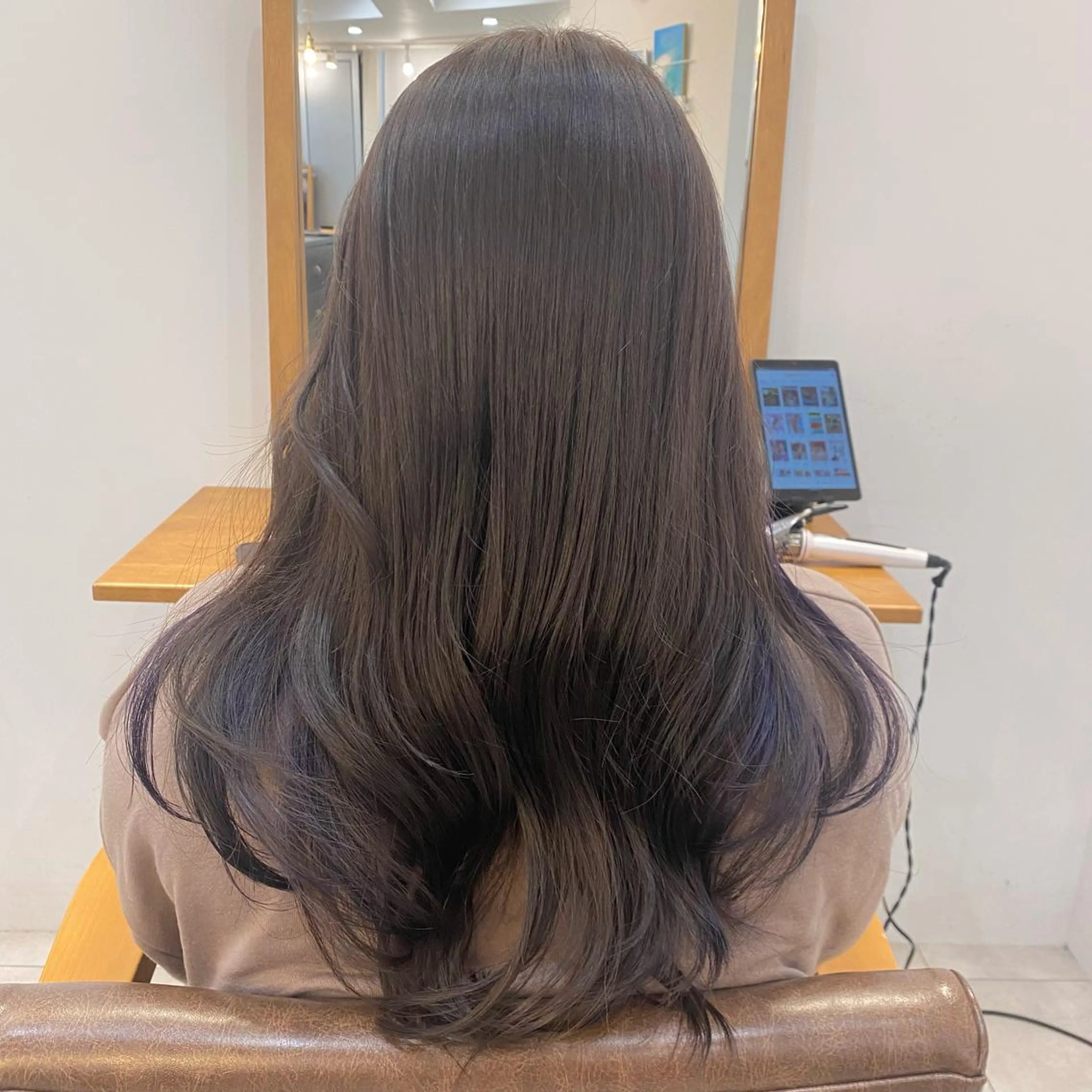 ロング little salt 渋谷店所属・akina＊ブリーチ ♡トレンドヘアのヘアスタイル