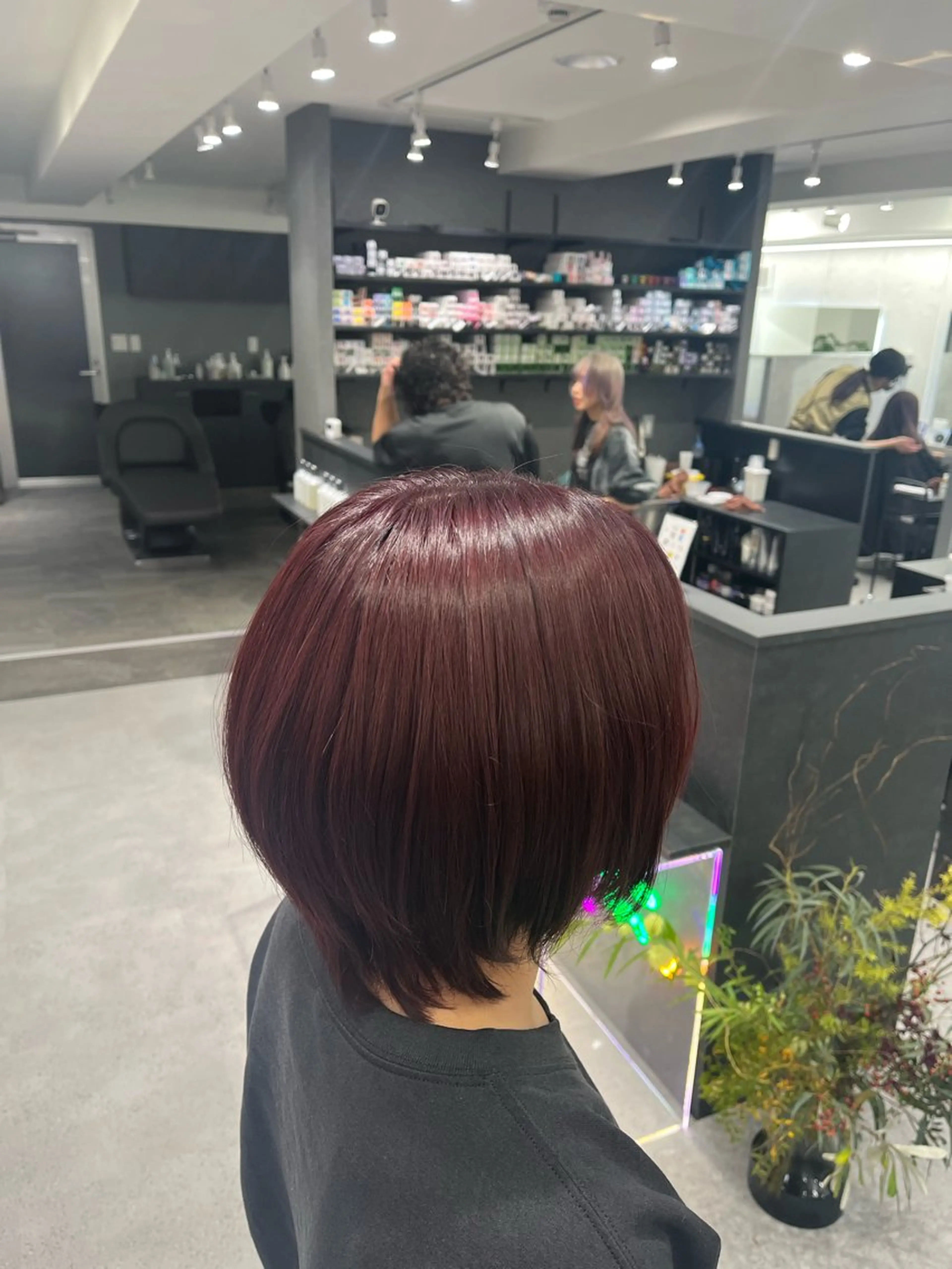 ミディアム カラー ブリーチ カシス ダブルカラー ブリーチなしカラー レッドカラー カットモデル無料✨ 募集中✂️みなみ♥️のヘアスタイル