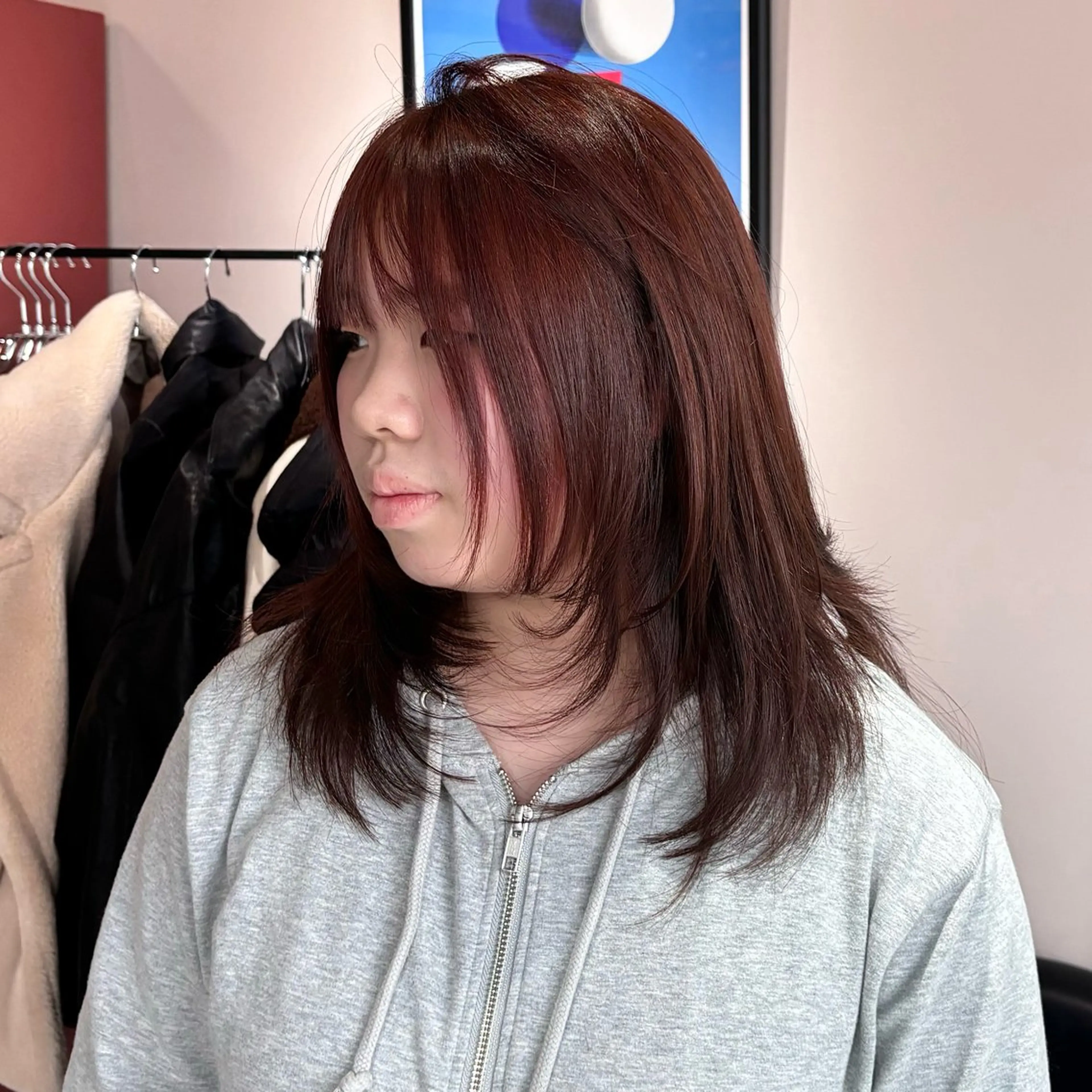 ミディアム レイヤーカット カット トリートメント 【梅田】ハッシュ /デザインカラーのヘアスタイル