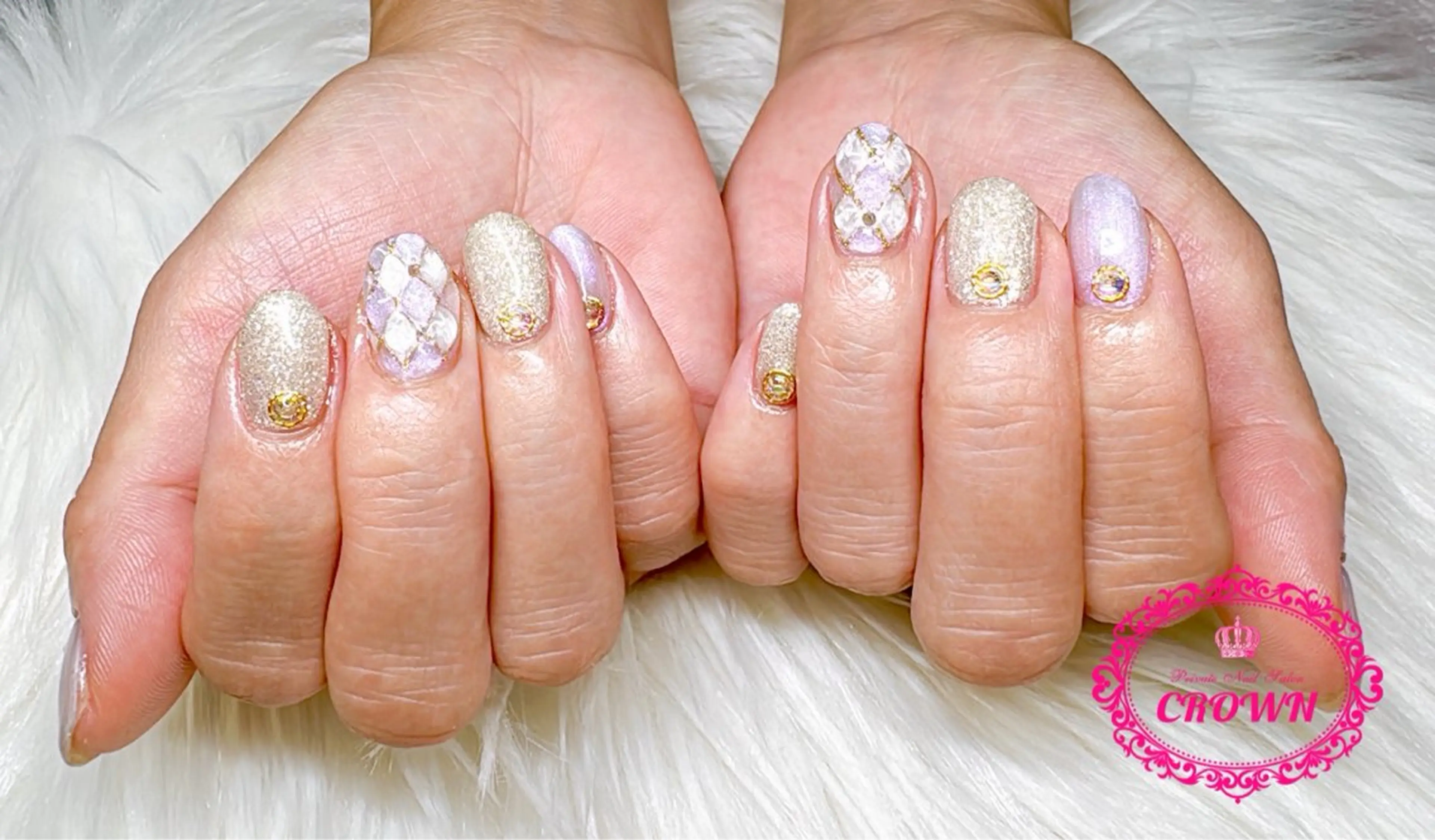 ネイル CROWN プライベートサロンのネイルデザイン
